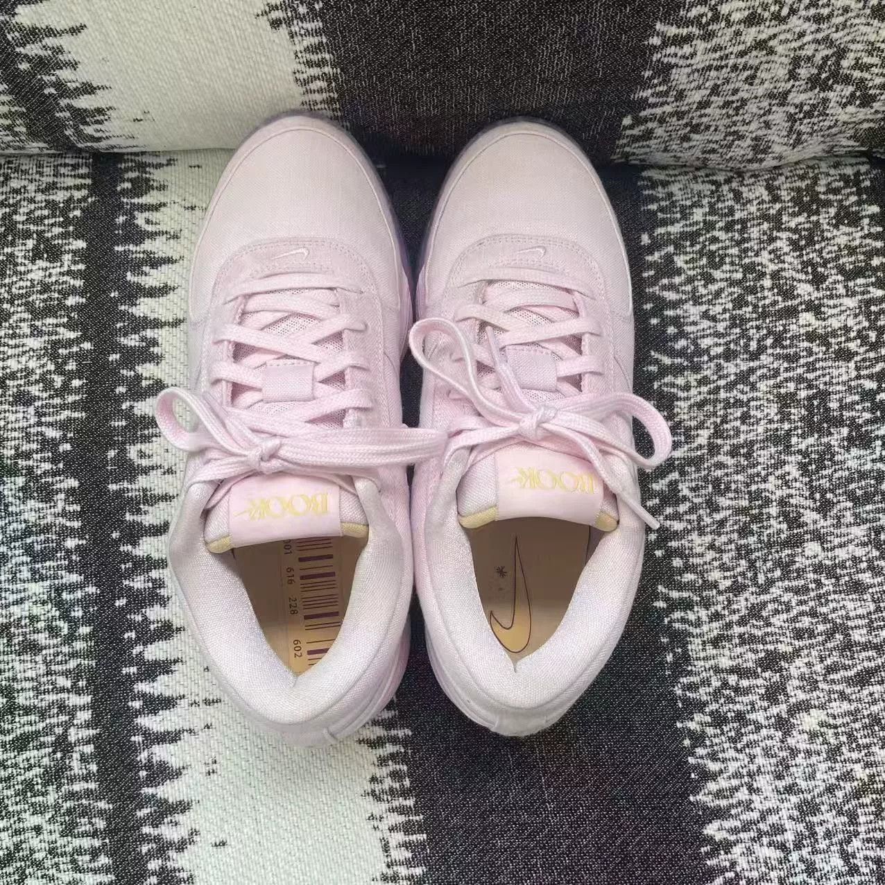 Nike Nike Basketball Pink Lowtop Sneakers 8 Men Size US 8 / EU 41 - 7 Thumbnail