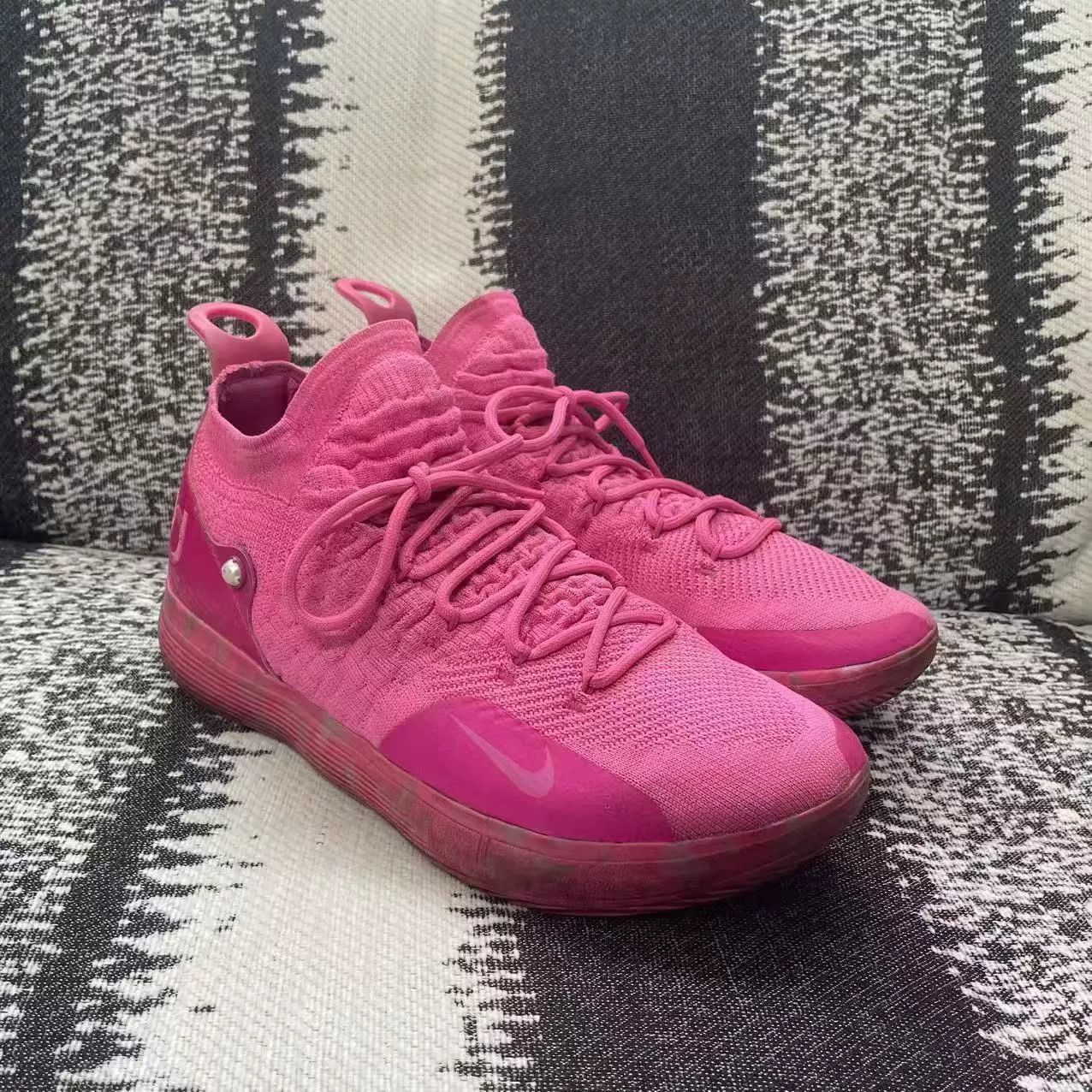 Nike Nike KD Pink Lowtop Sneakers 13 Men Size US 13 / EU 46 - 3 Thumbnail