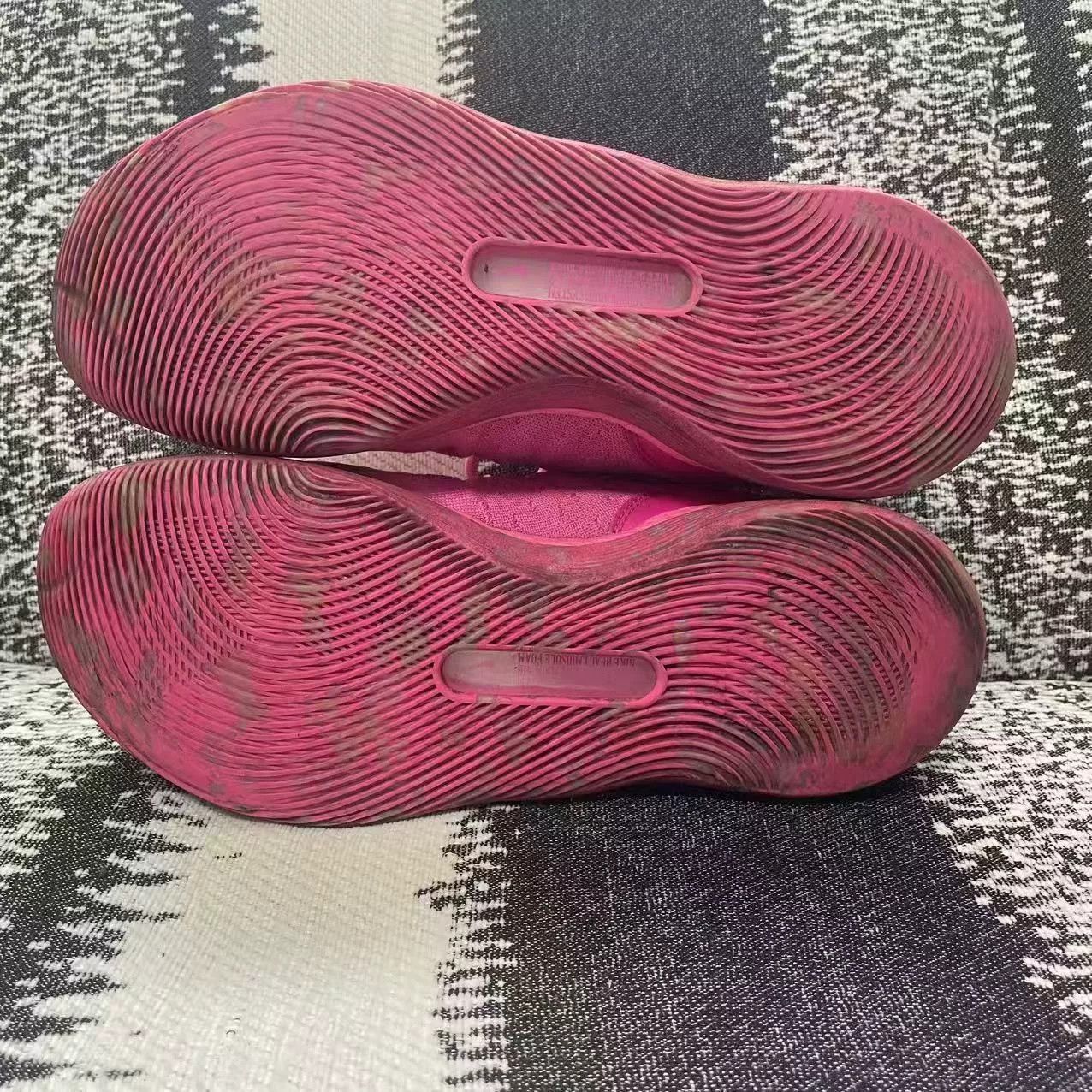 Nike Nike KD Pink Lowtop Sneakers 13 Men Size US 13 / EU 46 - 8 Thumbnail