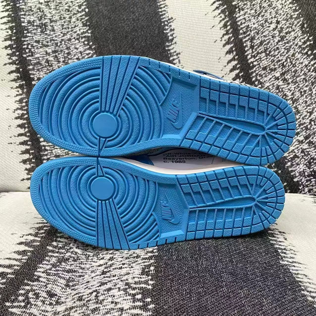 Jordan Brand Jordan Brand AIR JORDAN Blue Lowtop Sneakers 11.5 Men Size US 11.5 / EU 44-45 - 7 Thumbnail