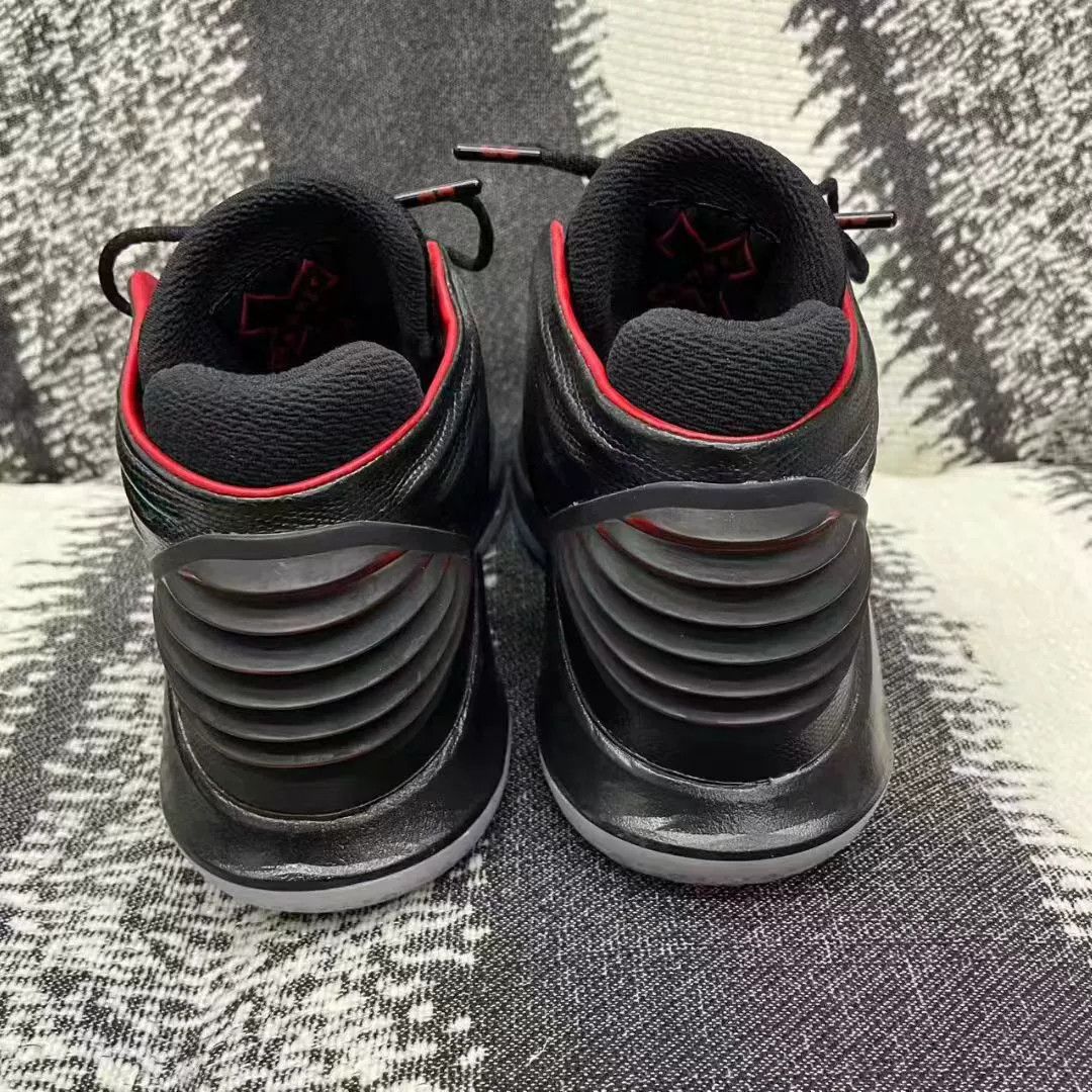 Jordan Brand Jordan Brand AIR JORDAN Black Lowtop Sneakers 8 Men Size US 8 / EU 41 - 6 Thumbnail