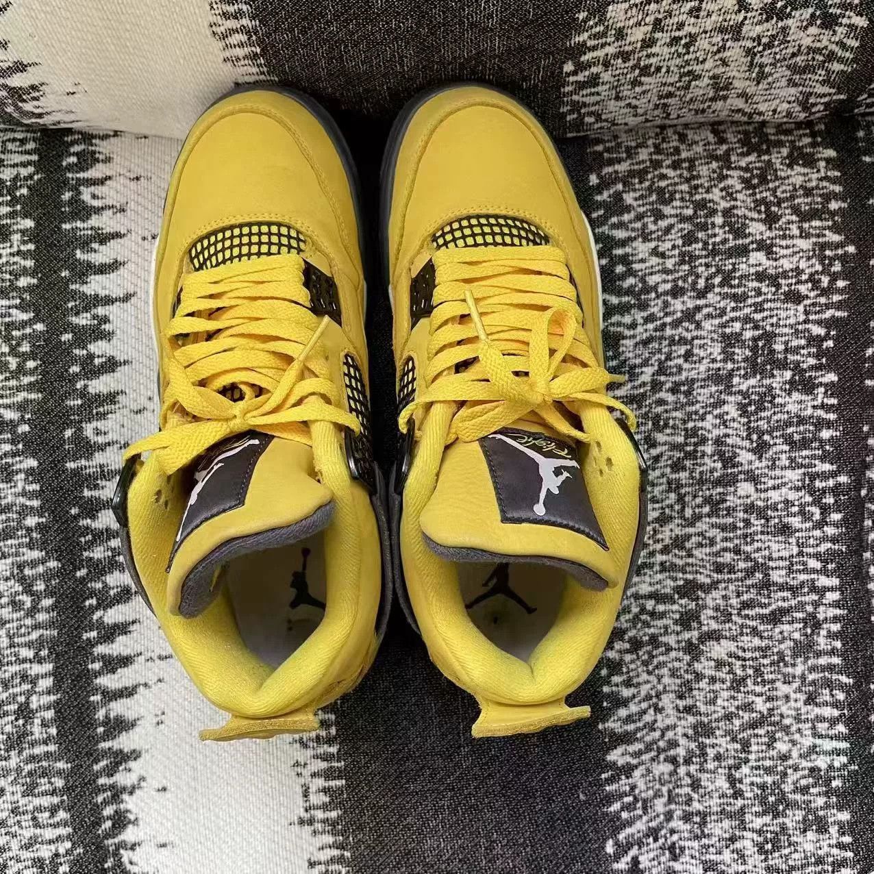 Jordan Brand Jordan Brand AIR JORDAN Yellow Lowtop Sneakers 8 Men Size US 8 / EU 41 - 7 Thumbnail