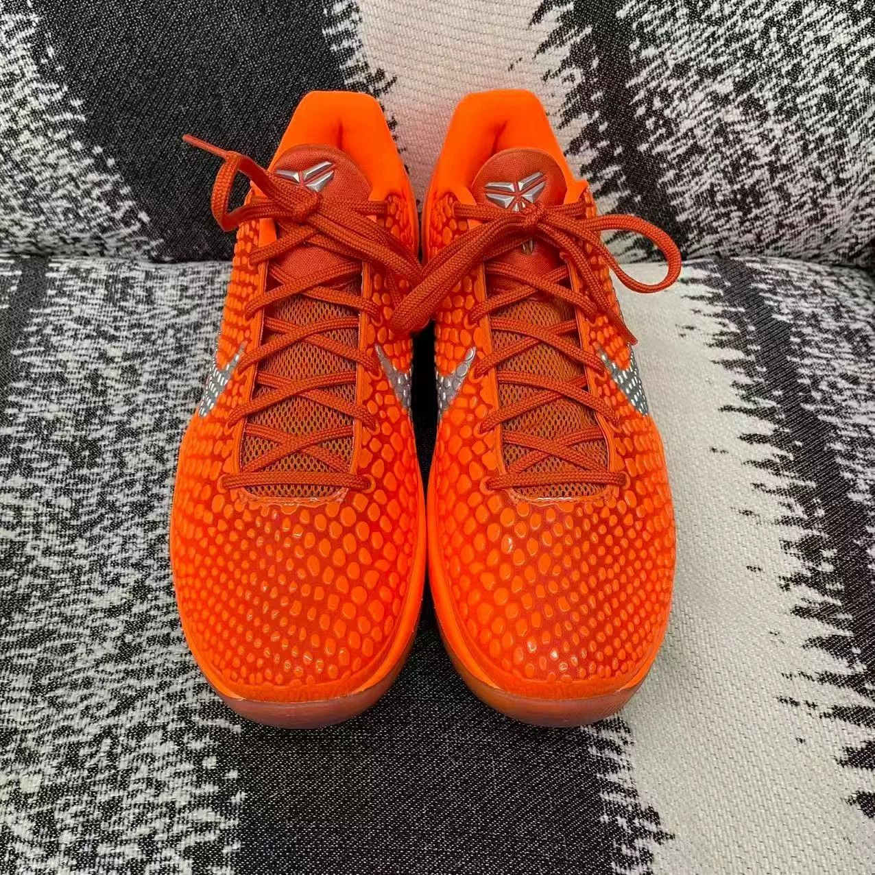 Nike Nike KOBE Orange Lowtop Sneakers 10 Men Size US 10 / EU 43 - 2 Thumbnail