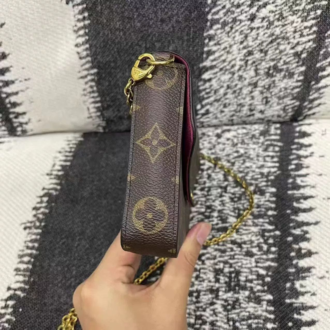 Louis Vuitton Louis Vuitton Shoulder Bag OS Women Size ONE SIZE - 4 Thumbnail