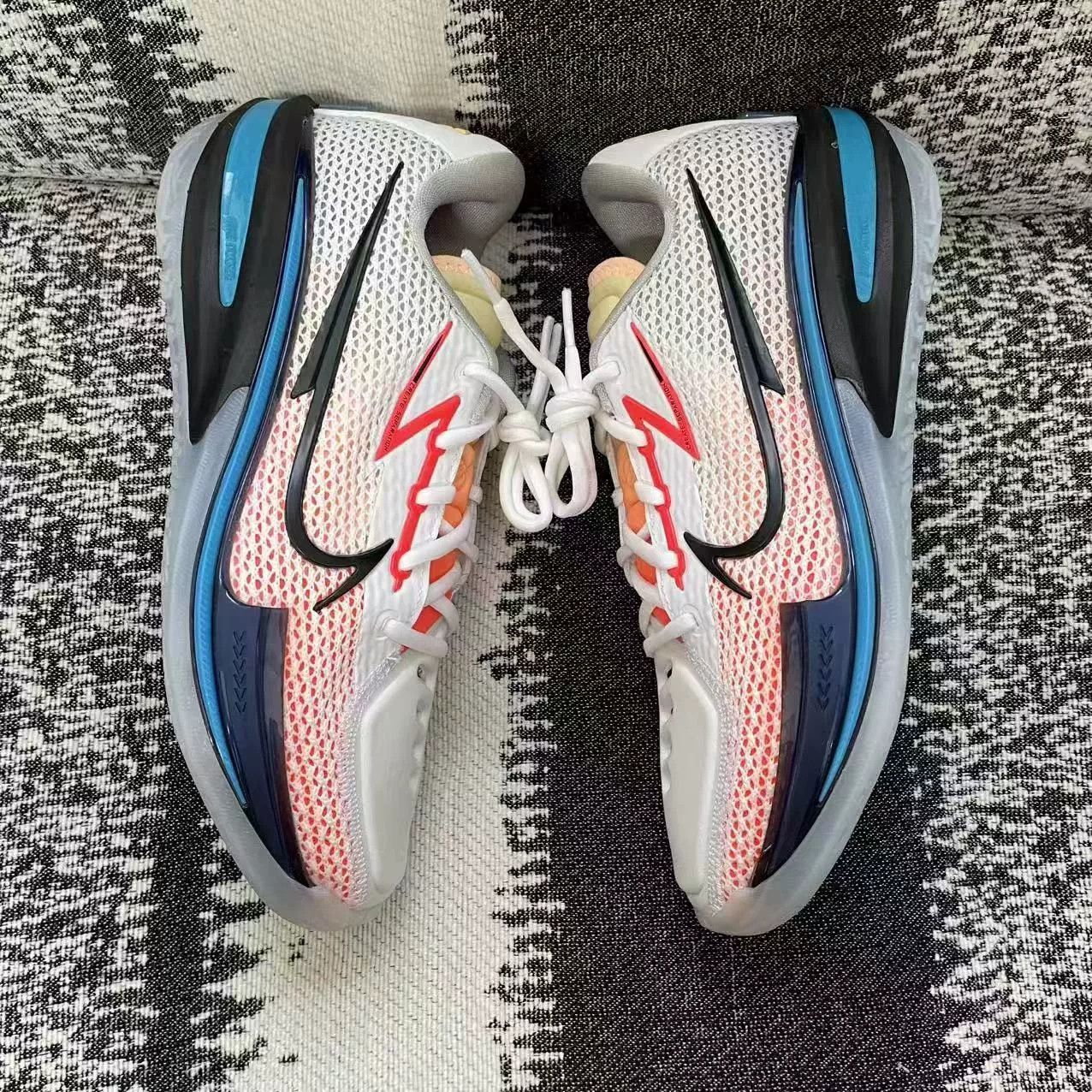 Nike Nike Blue Lowtop Sneakers 8 Men Size US 8 / EU 41 - 5 Thumbnail