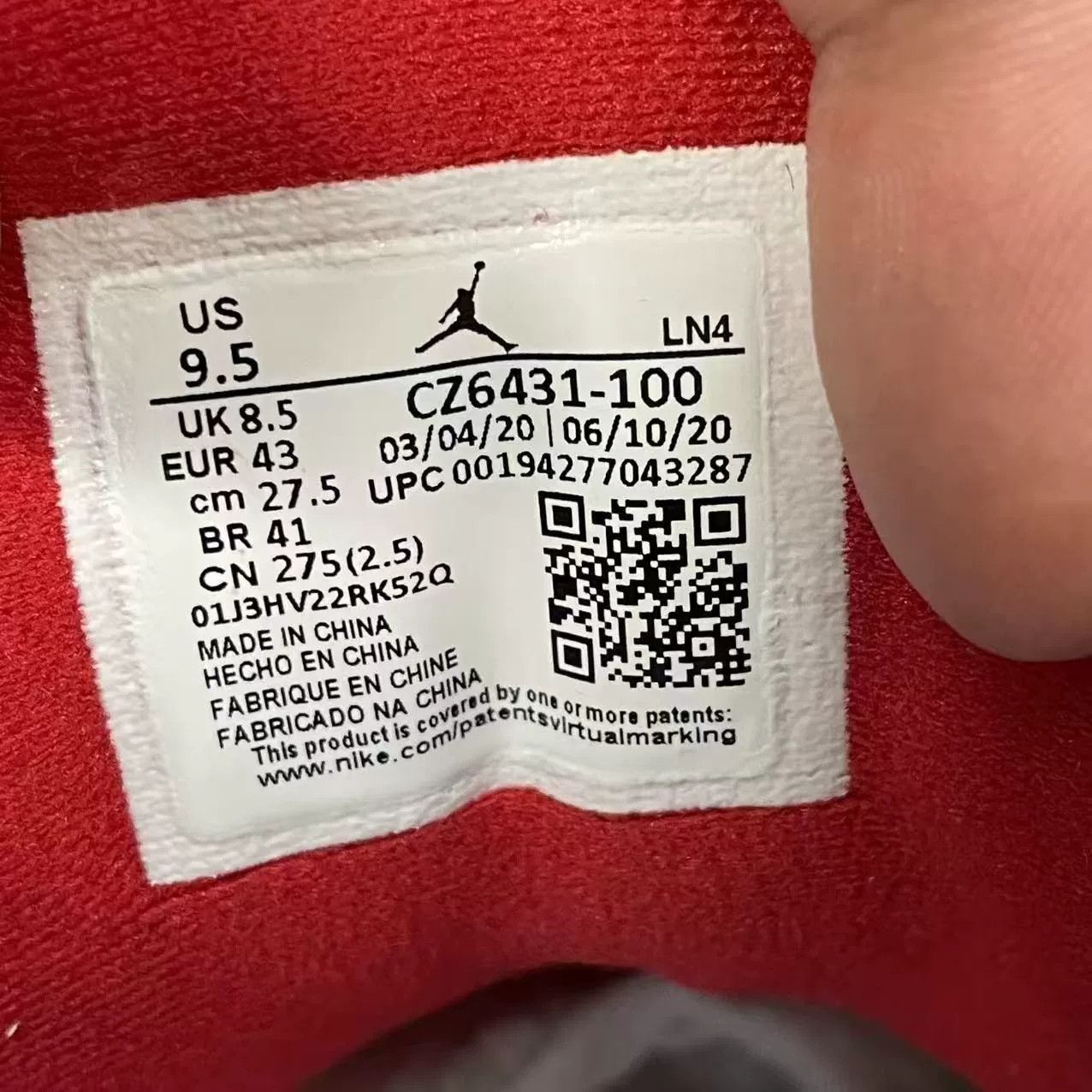 Jordan Brand Jordan Brand AIR JORDAN Red Lowtop Sneakers 10 Men Size US 10 / EU 43 - 8 Thumbnail