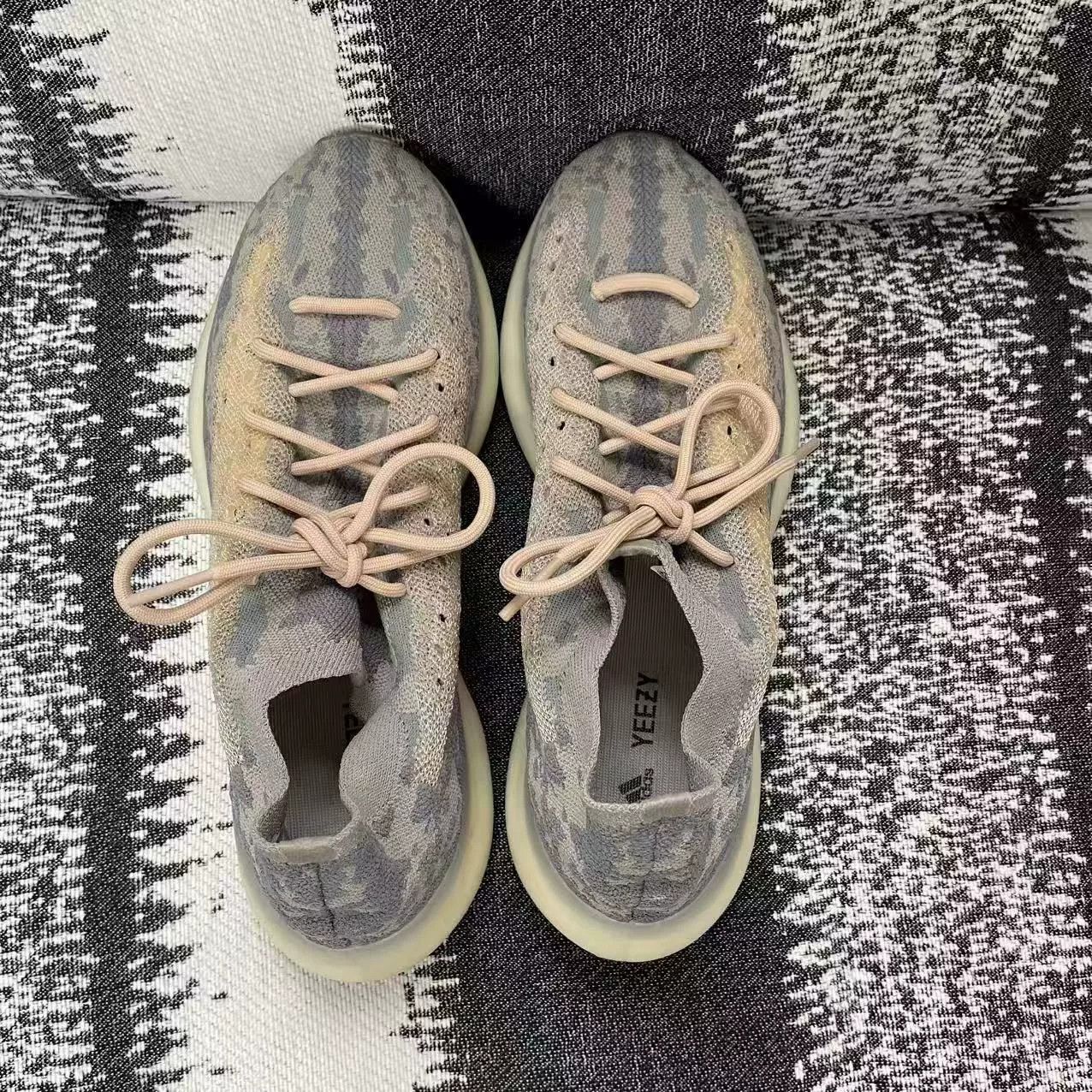 Adidas Adidas YEEZY Gray Lowtop Sneakers 13 Men Size US 13 / EU 46 - 7 Thumbnail