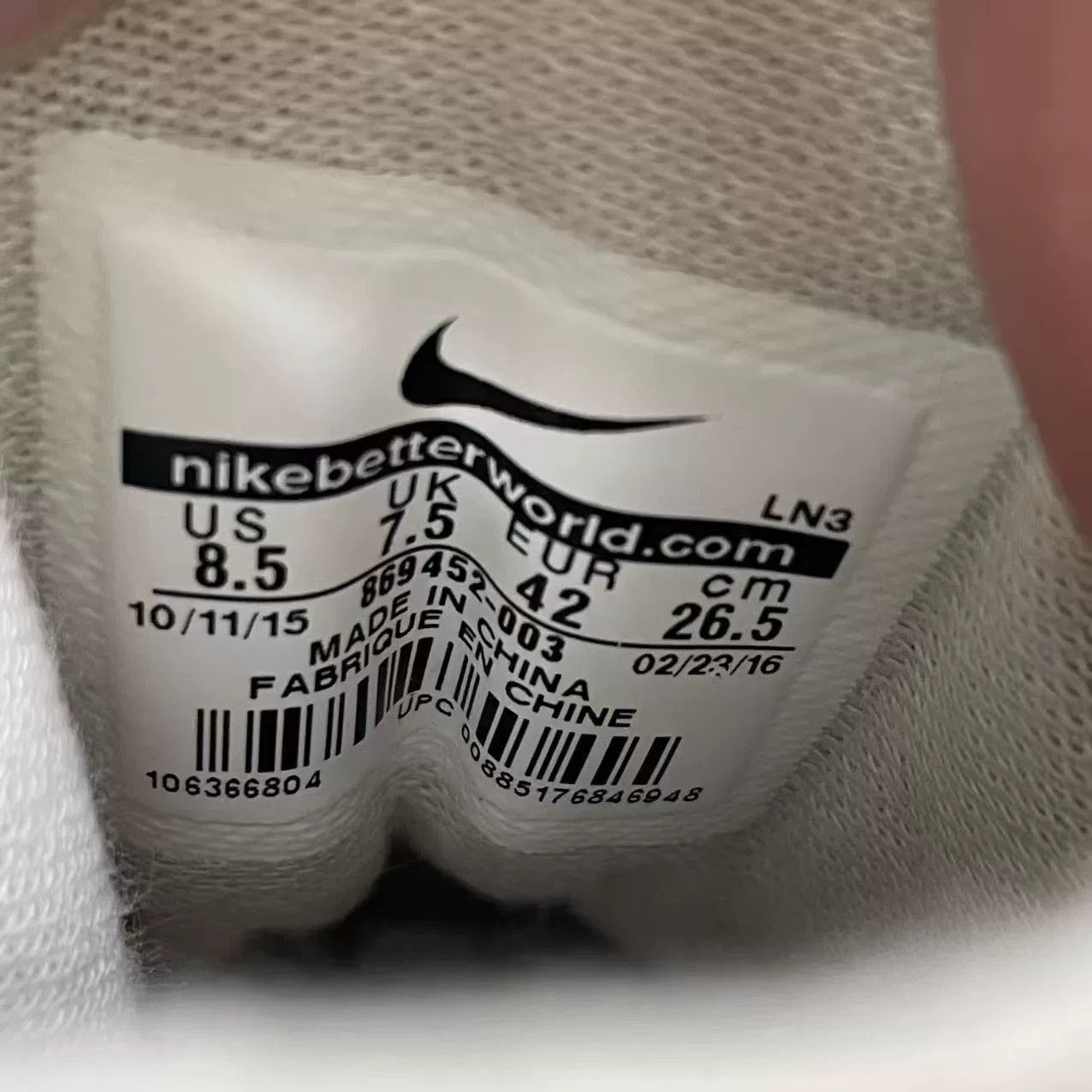 Nike Nike KOBE White Lowtop Sneakers 9 Men Size US 9 / EU 42 - 9 Thumbnail