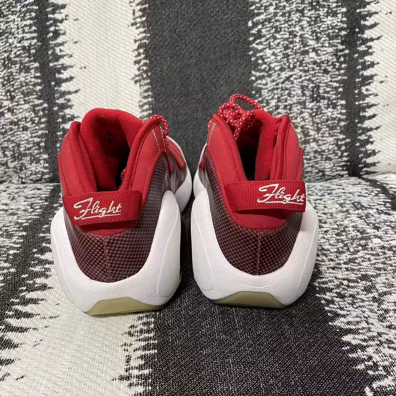 Nike Nike ZOOM Red Lowtop Sneakers 11 Men Size US 11 / EU 44 - 5 Thumbnail