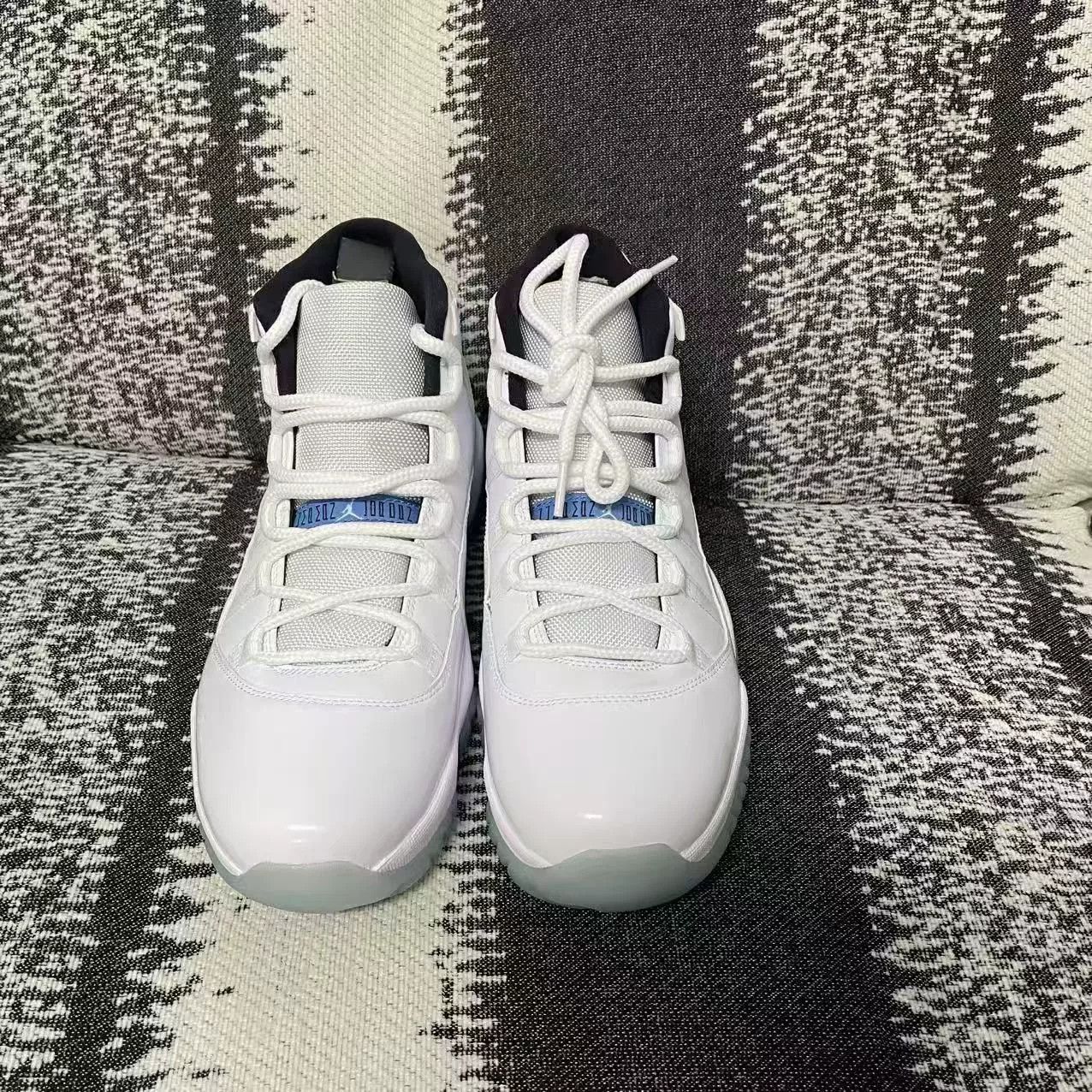 Jordan Brand Jordan Brand AIR JORDAN Blue Lowtop Sneakers 12 Men Size US 12 / EU 45 - 2 Thumbnail