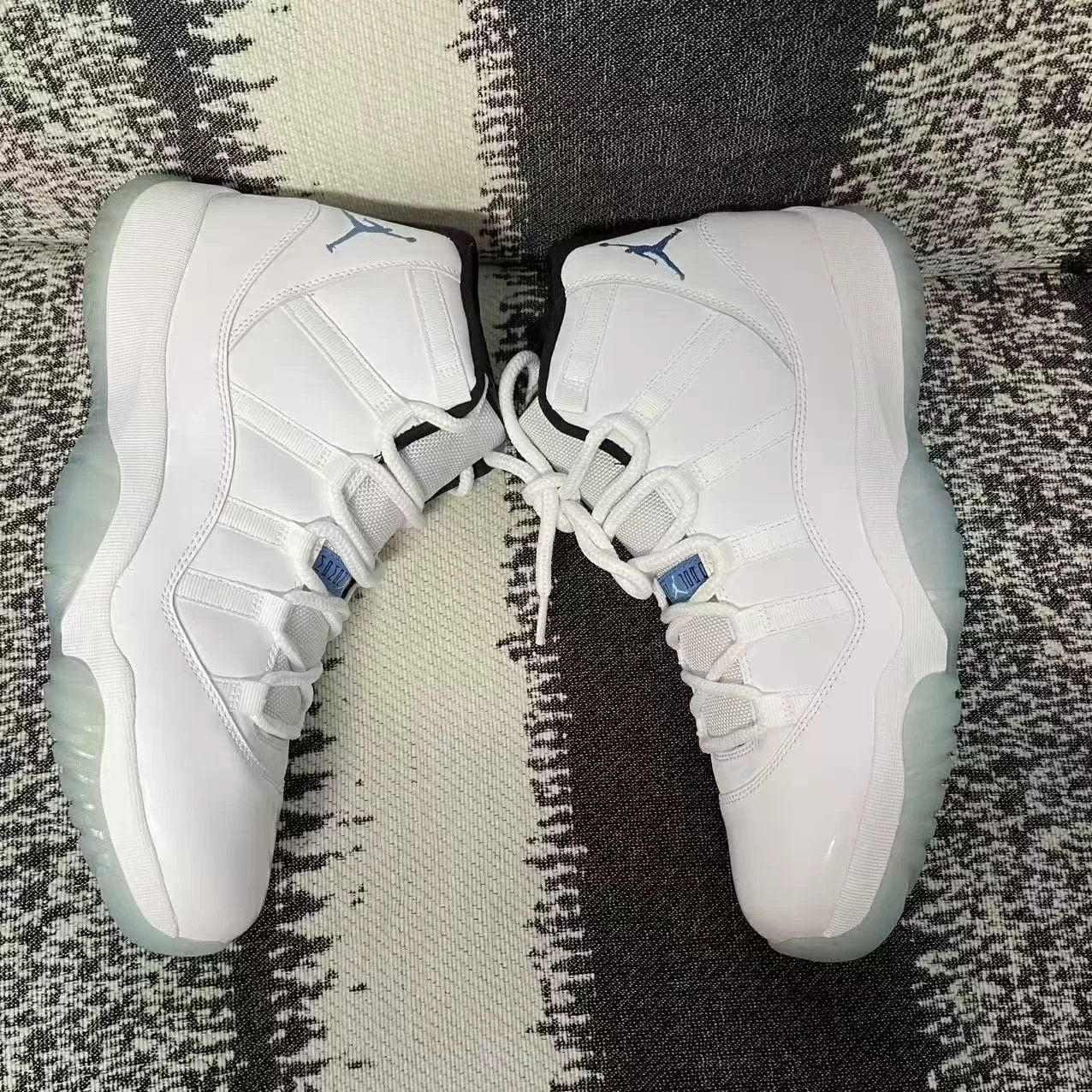 Jordan Brand Jordan Brand AIR JORDAN Blue Lowtop Sneakers 12 Men Size US 12 / EU 45 - 4 Thumbnail