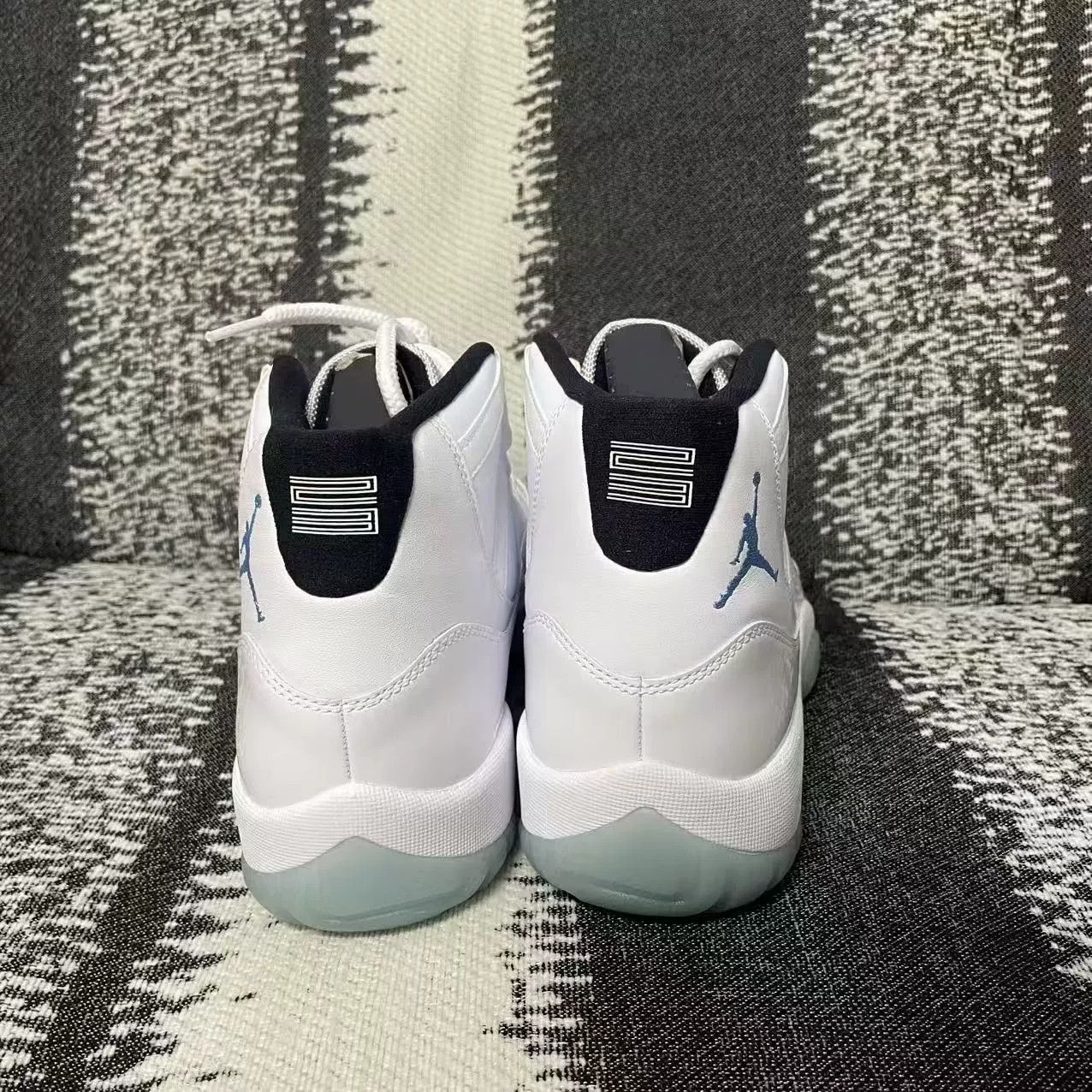 Jordan Brand Jordan Brand AIR JORDAN Blue Lowtop Sneakers 12 Men Size US 12 / EU 45 - 5 Thumbnail