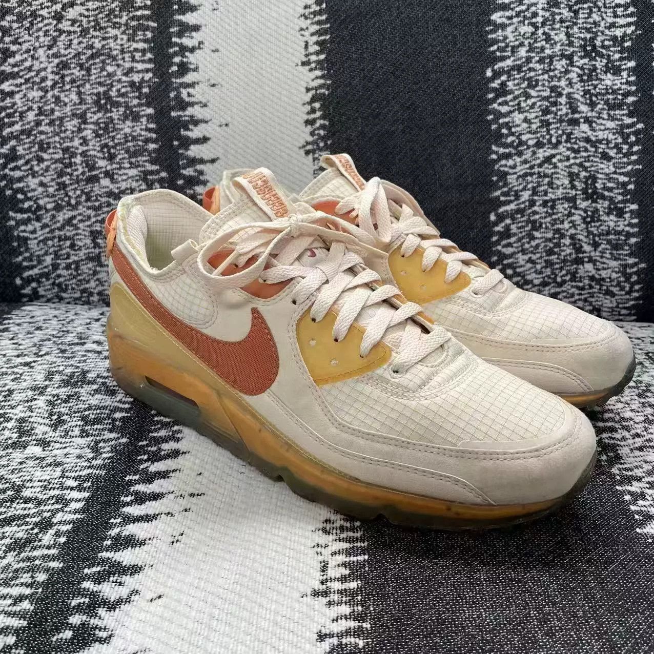 Nike Nike AIR MAX Orange Lowtop Sneakers 13 Men Size US 13 / EU 46 - 3 Thumbnail