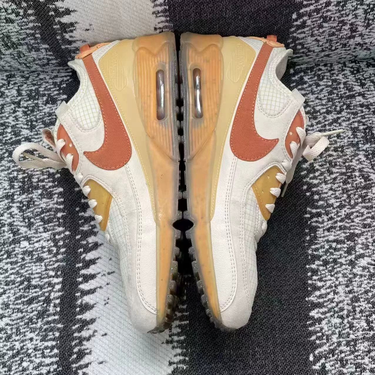 Nike Nike AIR MAX Orange Lowtop Sneakers 13 Men Size US 13 / EU 46 - 4 Thumbnail