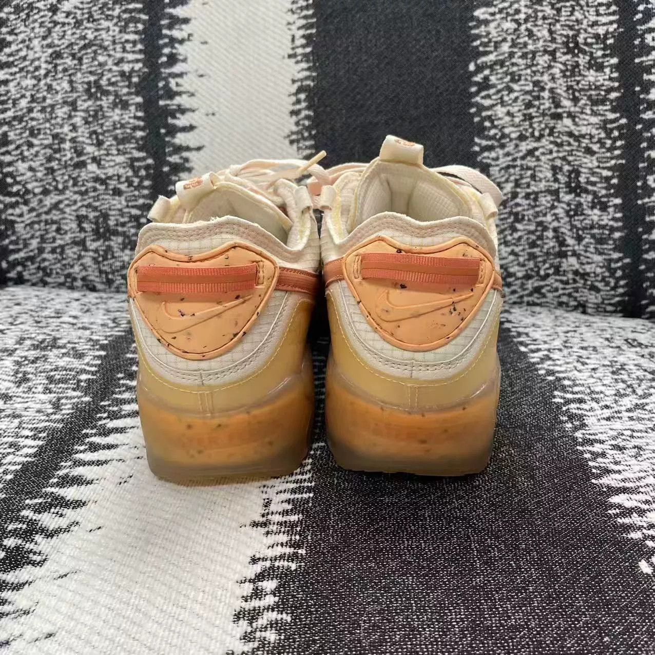 Nike Nike AIR MAX Orange Lowtop Sneakers 13 Men Size US 13 / EU 46 - 6 Thumbnail