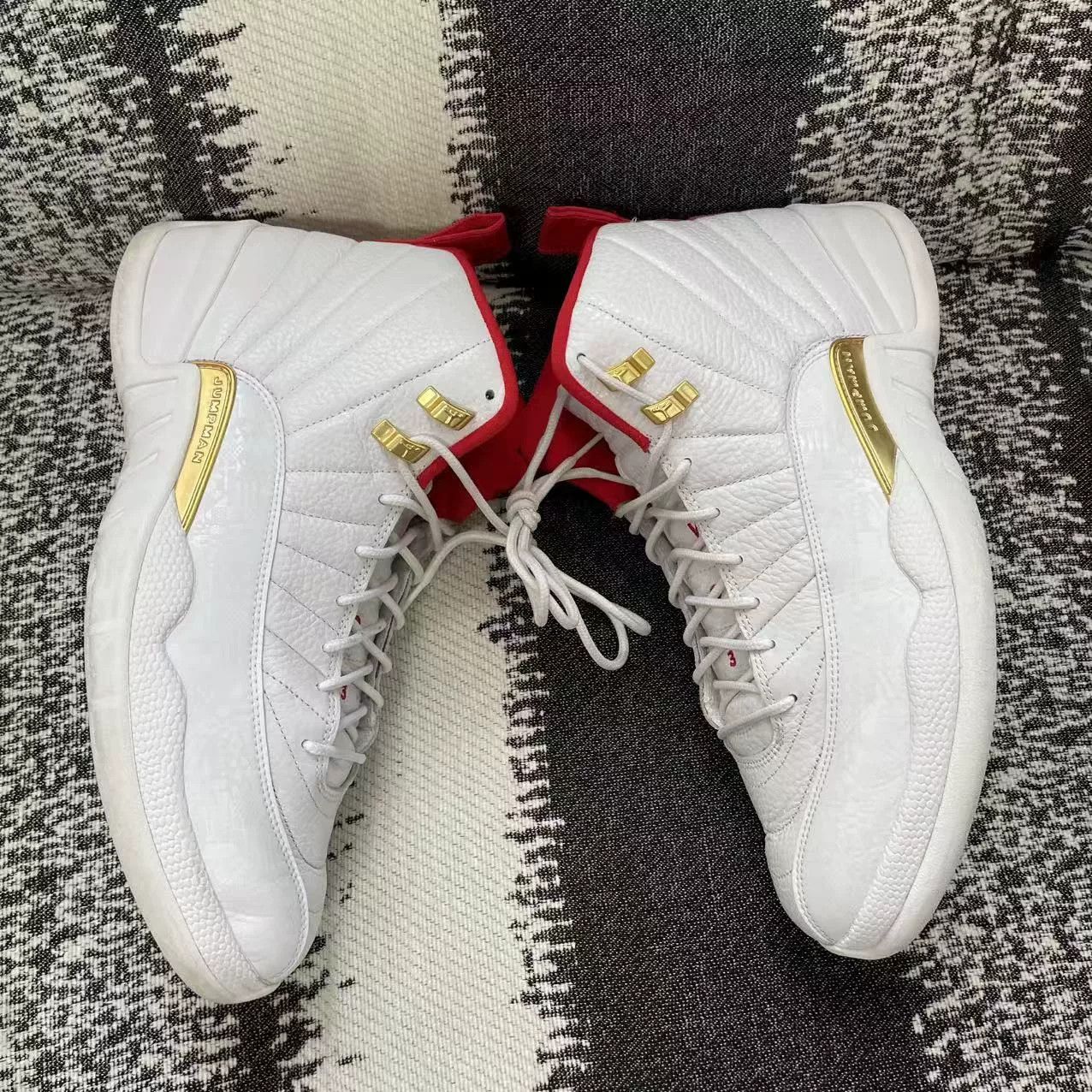 Jordan Brand Jordan Brand AIR JORDAN White Lowtop Sneakers 13 Men Size US 13 / EU 46 - 5 Thumbnail