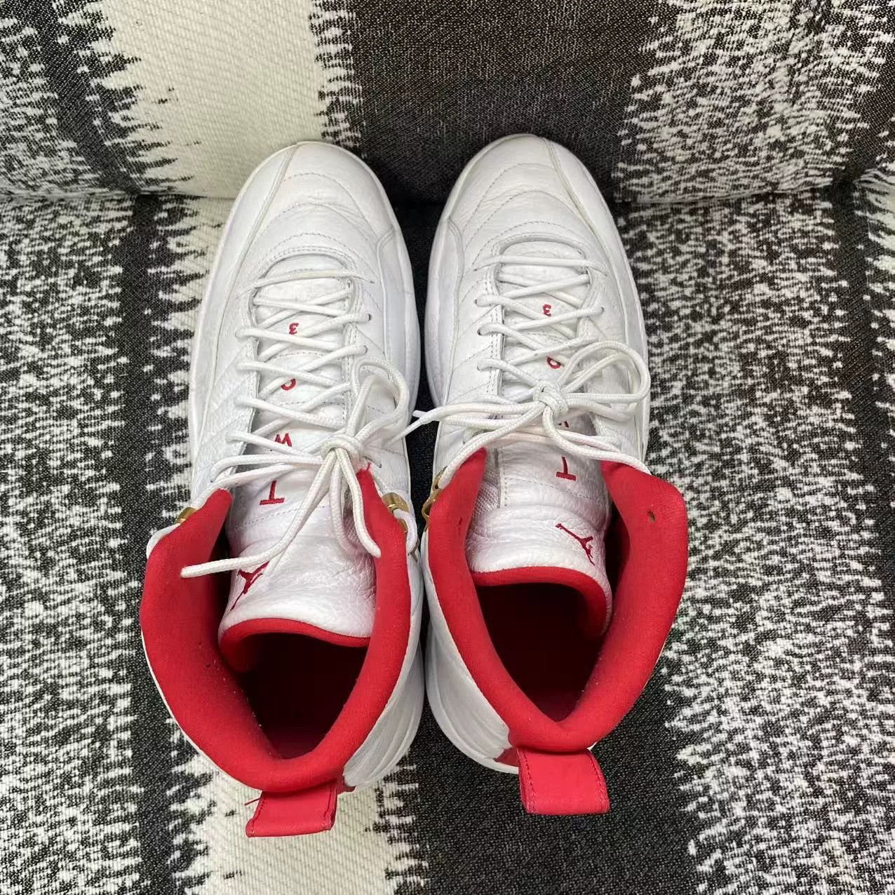 Jordan Brand Jordan Brand AIR JORDAN White Lowtop Sneakers 13 Men Size US 13 / EU 46 - 7 Thumbnail