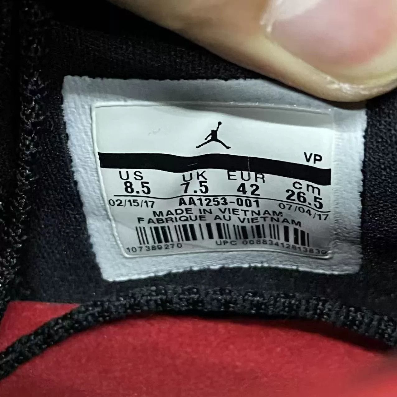 Jordan Brand Jordan Brand AIR JORDAN Black Lowtop Sneakers 9 Men Size US 9 / EU 42 - 9 Thumbnail