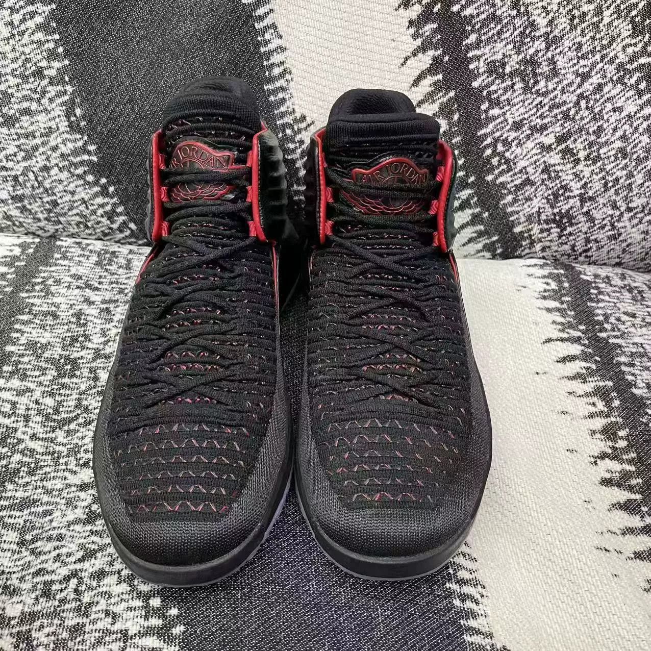 Jordan Brand Jordan Brand AIR JORDAN Black Lowtop Sneakers 9 Men Size US 9 / EU 42 - 2 Thumbnail