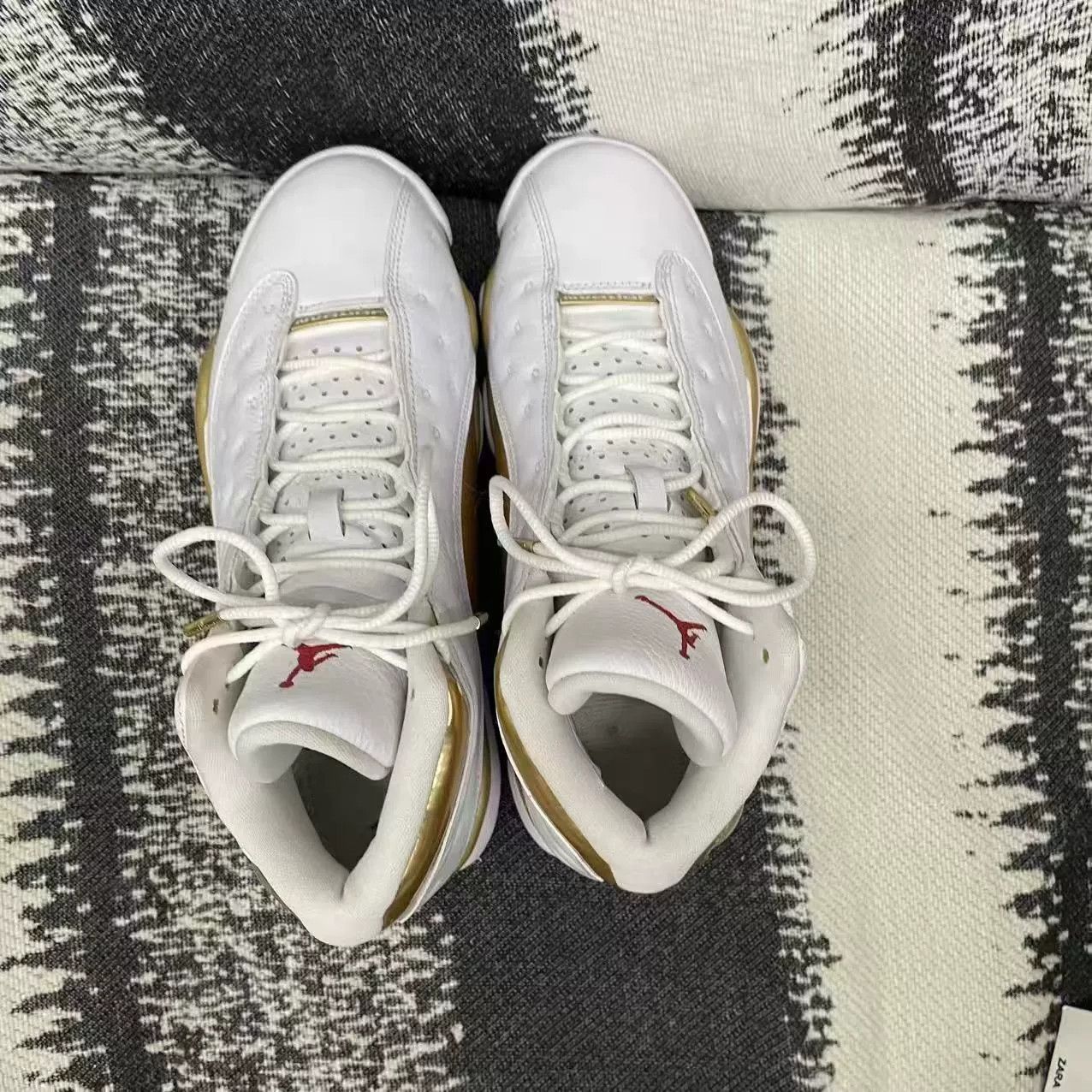 Jordan Brand Jordan Brand AIR JORDAN White Lowtop Sneakers 8 Men Size US 8 / EU 41 - 7 Thumbnail