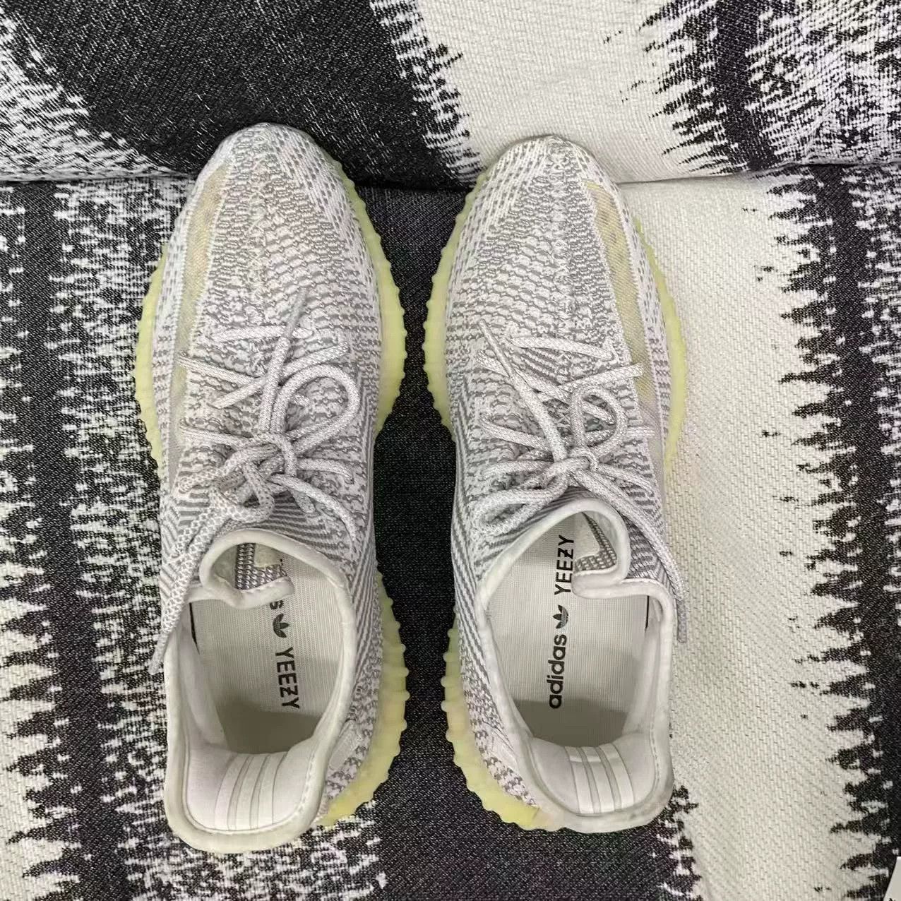 Adidas Adidas YEEZY White Lowtop Sneakers 12 Men Size US 12 / EU 45 - 7 Thumbnail