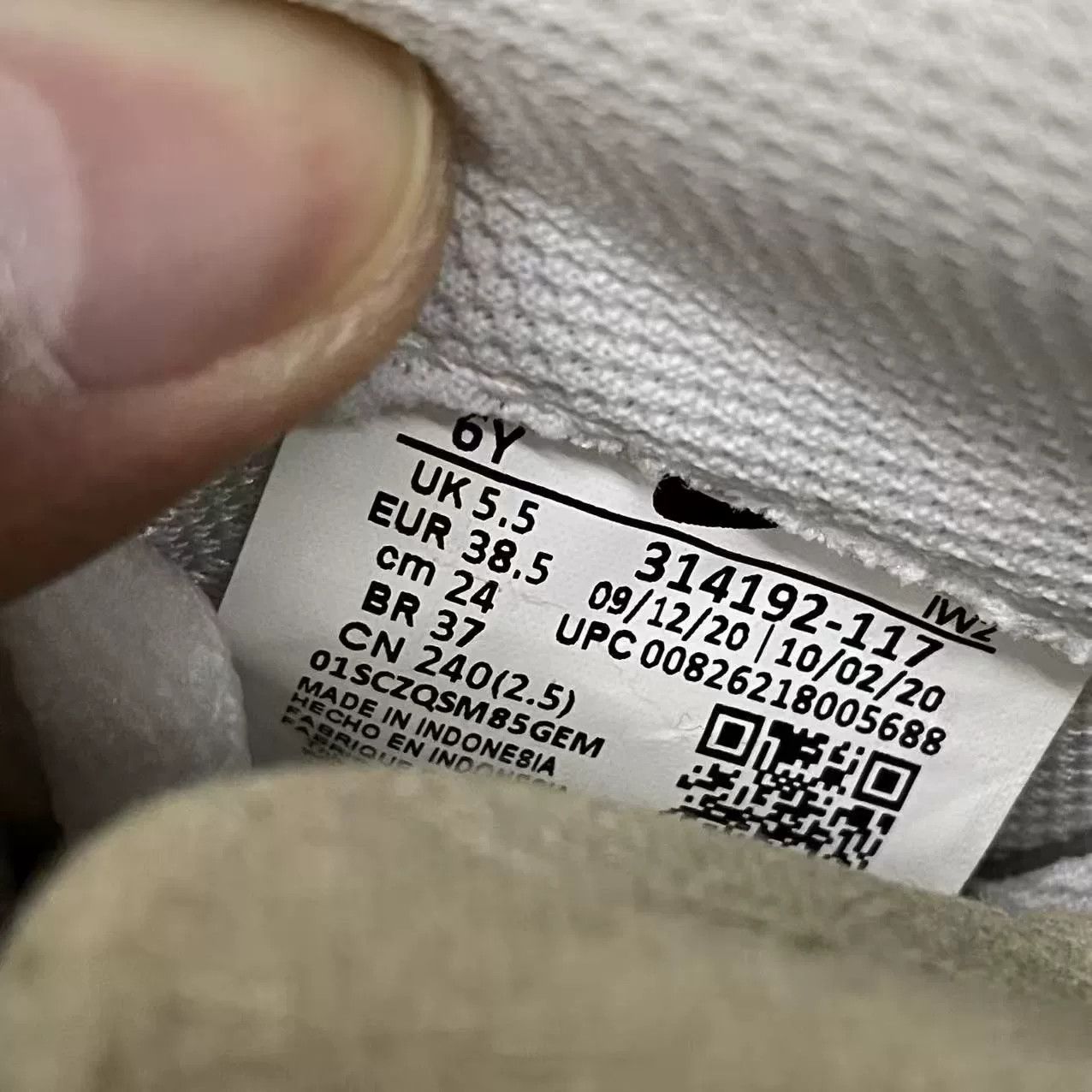 Nike Nike AIR FORCE 1 White Lowtop Sneakers 5.5 Men Size US 5.5 / EU 38 - 8 Thumbnail