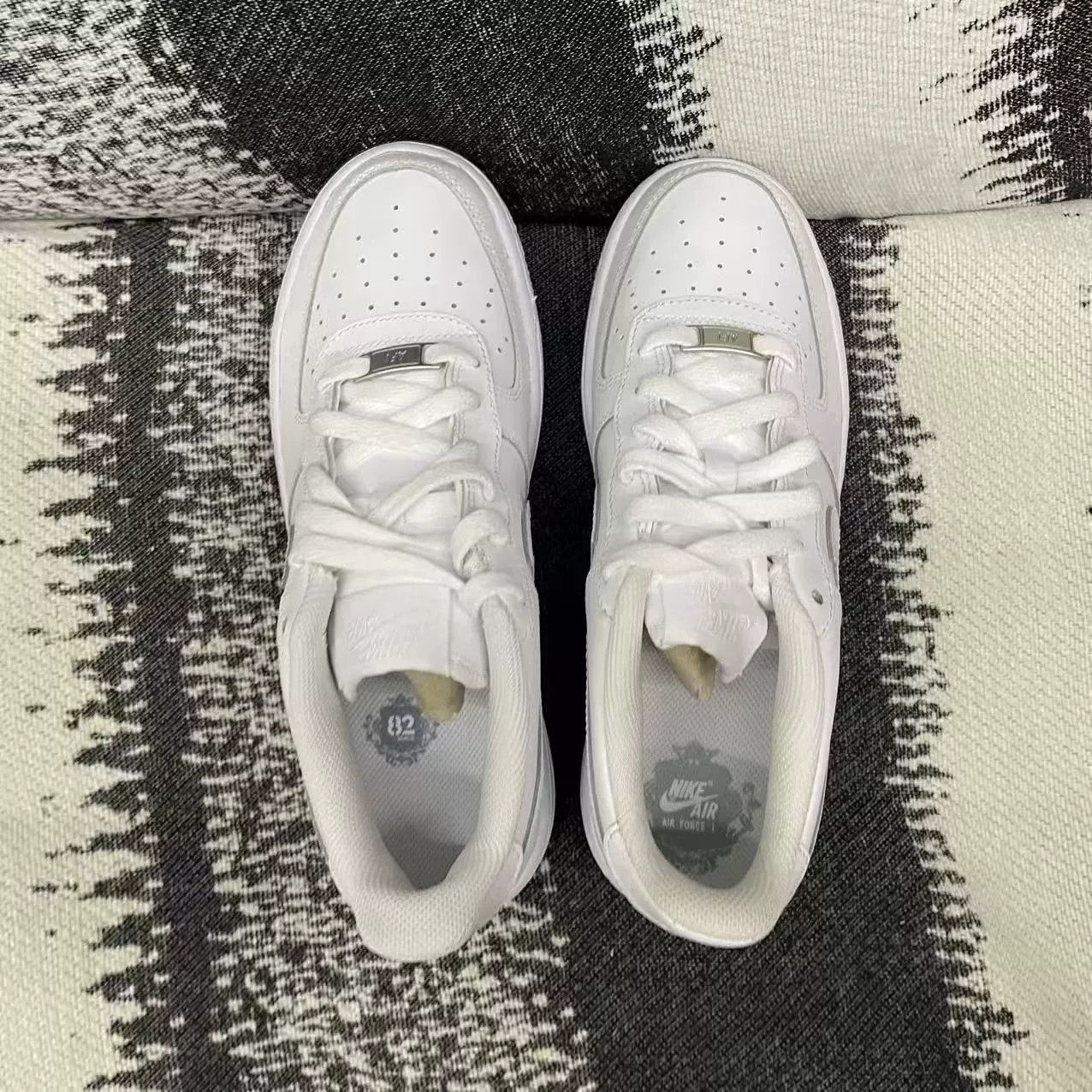 Nike Nike AIR FORCE 1 White Lowtop Sneakers 5.5 Men Size US 5.5 / EU 38 - 6 Thumbnail