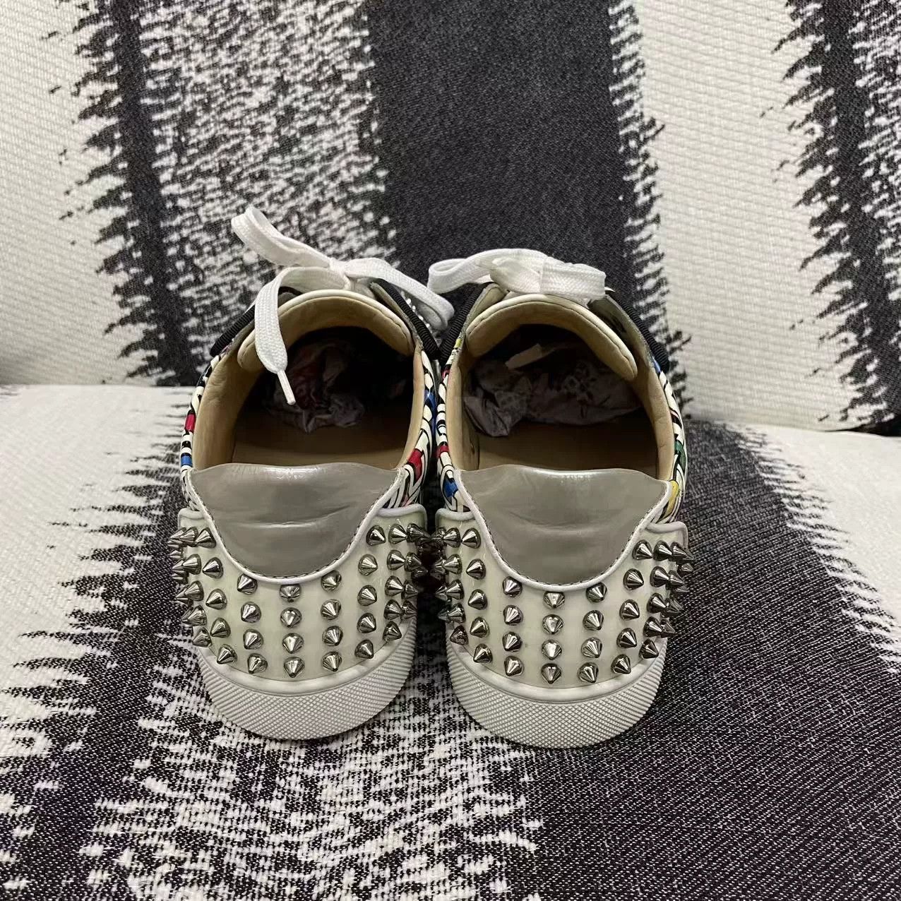 Christian Louboutin Christian Louboutin Printed Graphic Red Lowtop Sneakers Men Size US 9 / EU 42 - 6 Thumbnail