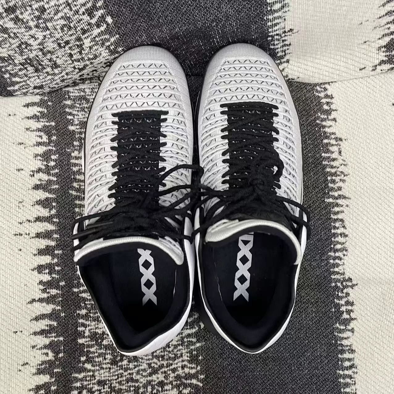 Jordan Brand Jordan Brand AIR JORDAN Black Lowtop Sneakers 8 Men Size US 8 / EU 41 - 7 Thumbnail