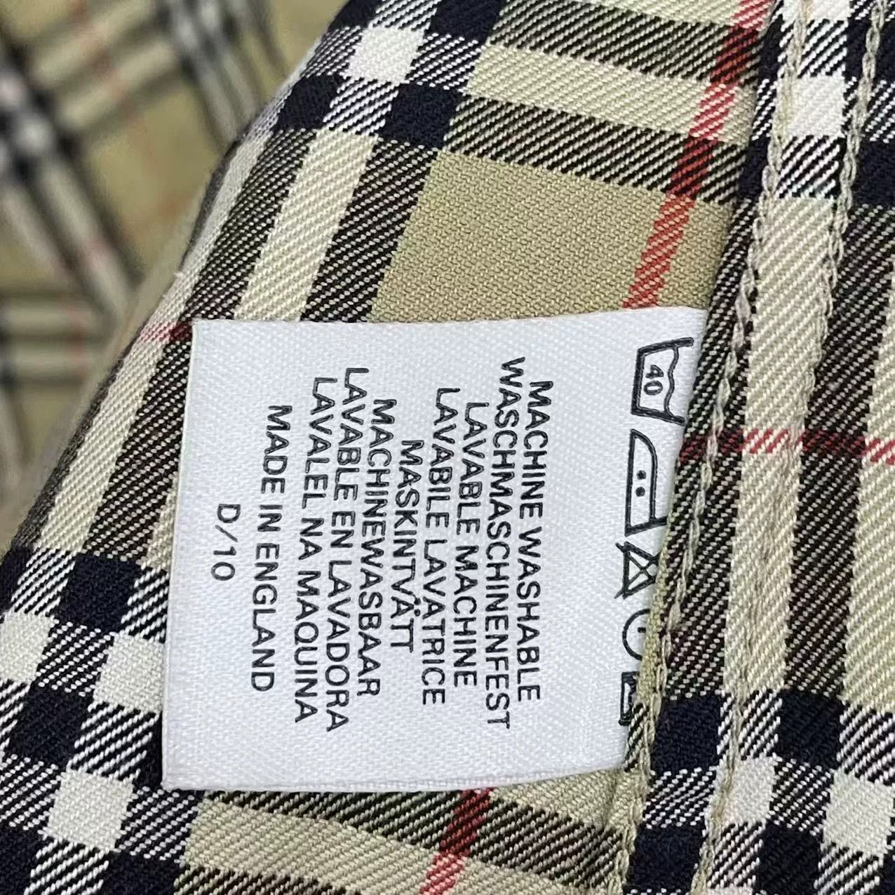 Burberry Burberry Retro Plaid Beige T-Shirt S Women Size S / US 4 / IT 40 - 5 Thumbnail