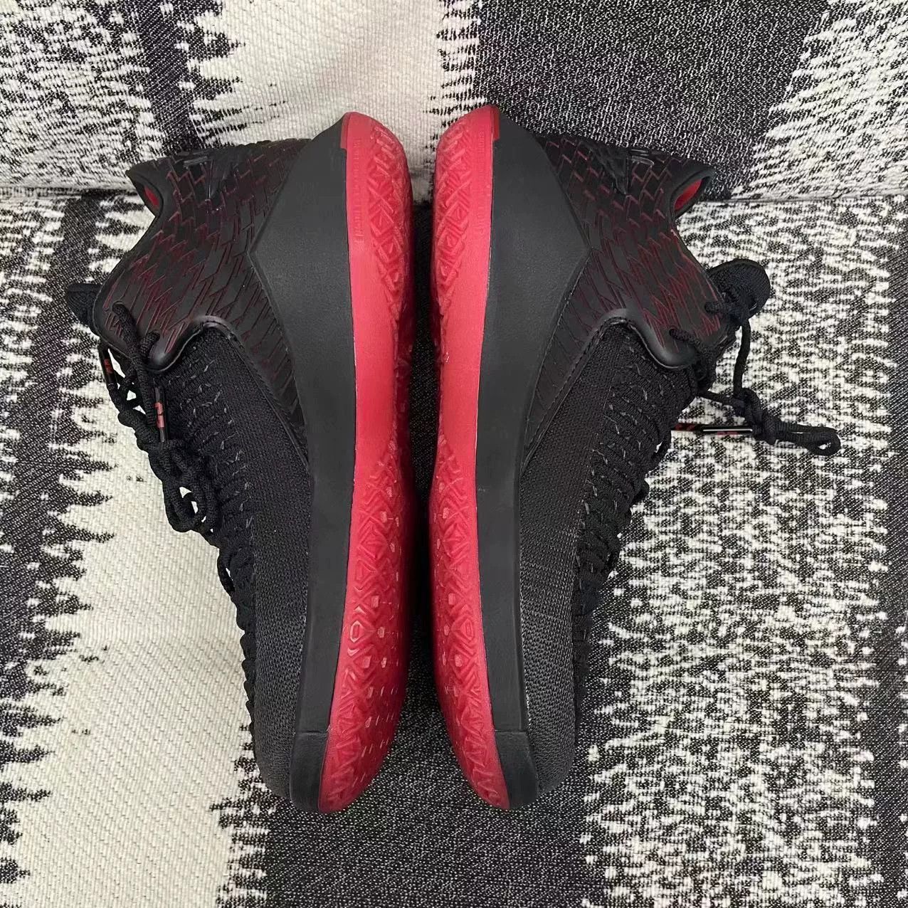 Jordan Brand Jordan Brand AIR JORDAN Black Lowtop Sneakers 8 Men Size US 8 / EU 41 - 4 Thumbnail