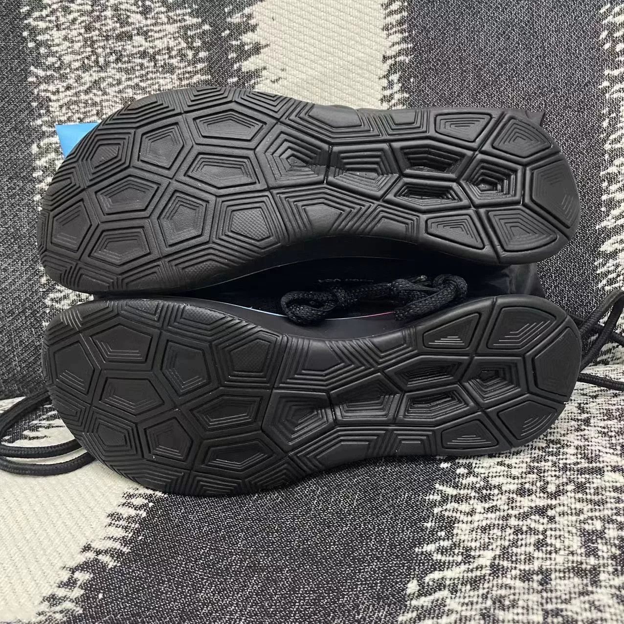 Jordan Brand Jordan Brand ZOOM Cotton Black Lowtop Sneakers 8 Men Size US 8 / EU 41 - 8 Thumbnail