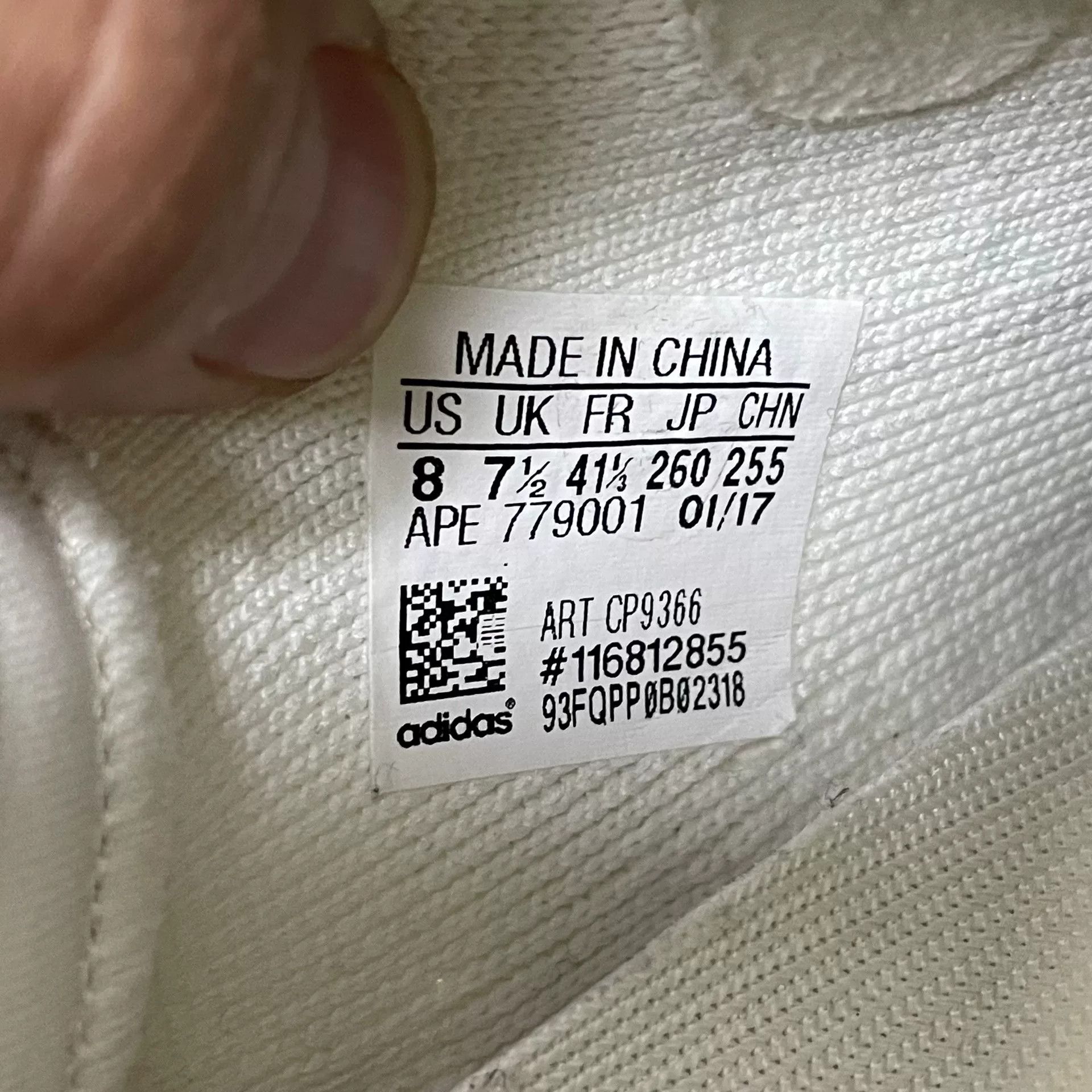 Adidas Adidas YEEZY White Lowtop Sneakers 8 Men Size US 8 / EU 41 - 9 Thumbnail