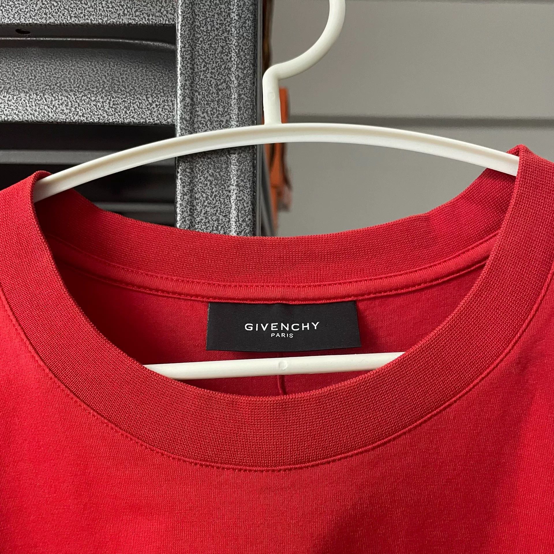 Givenchy Givenchy Red T-Shirt s Men Size US S / EU 44-46 / 1 - 3 Thumbnail