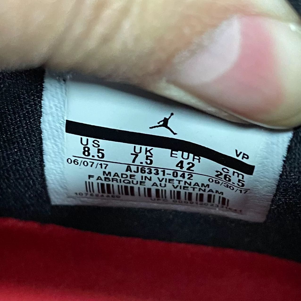 Jordan Brand Jordan Brand AIR JORDAN Black Lowtop Sneakers 9 Men Size US 9 / EU 42 - 9 Thumbnail