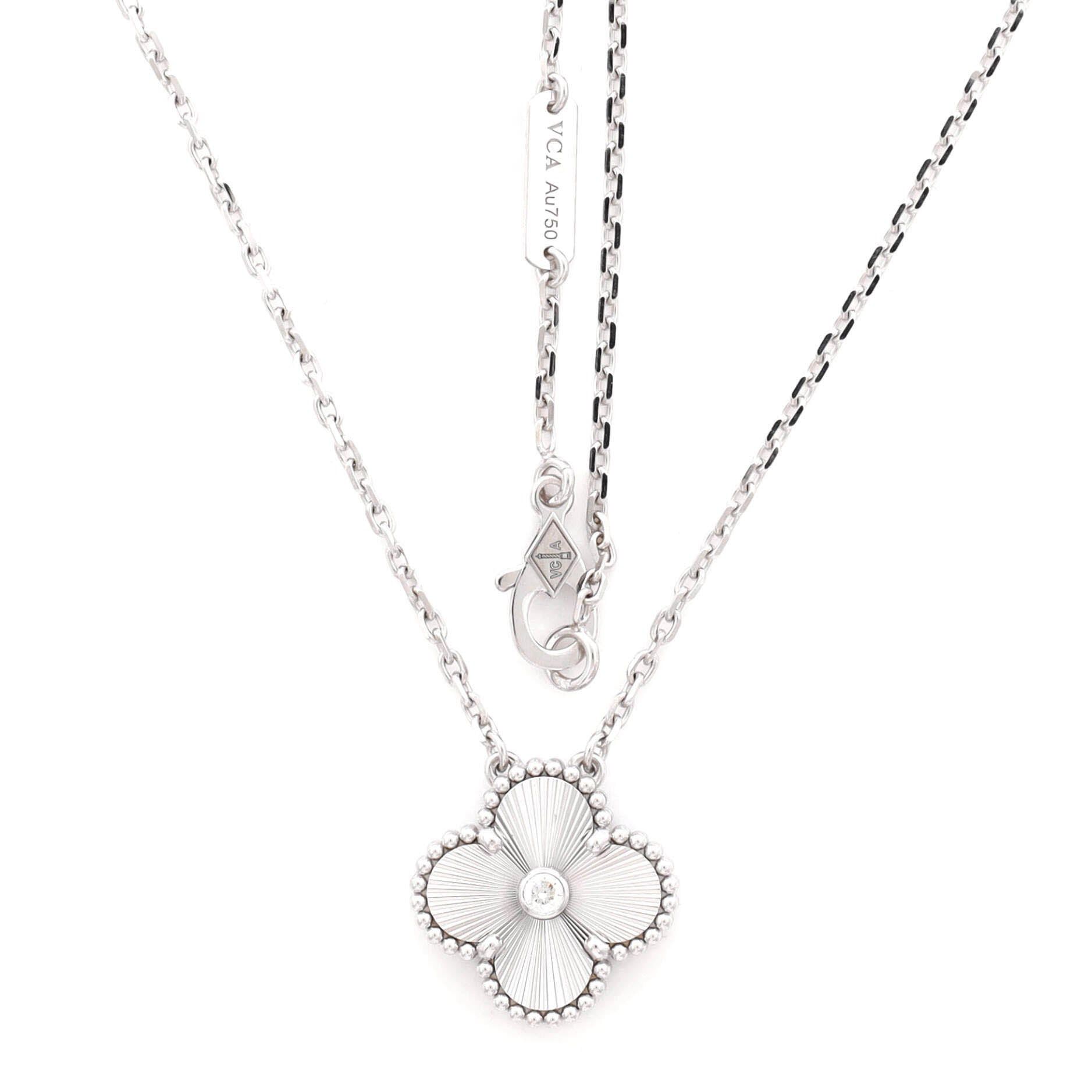 Van Cleef & Arpels Vintage Alhambra Pendant Necklace Size ONE SIZE - 3 Thumbnail