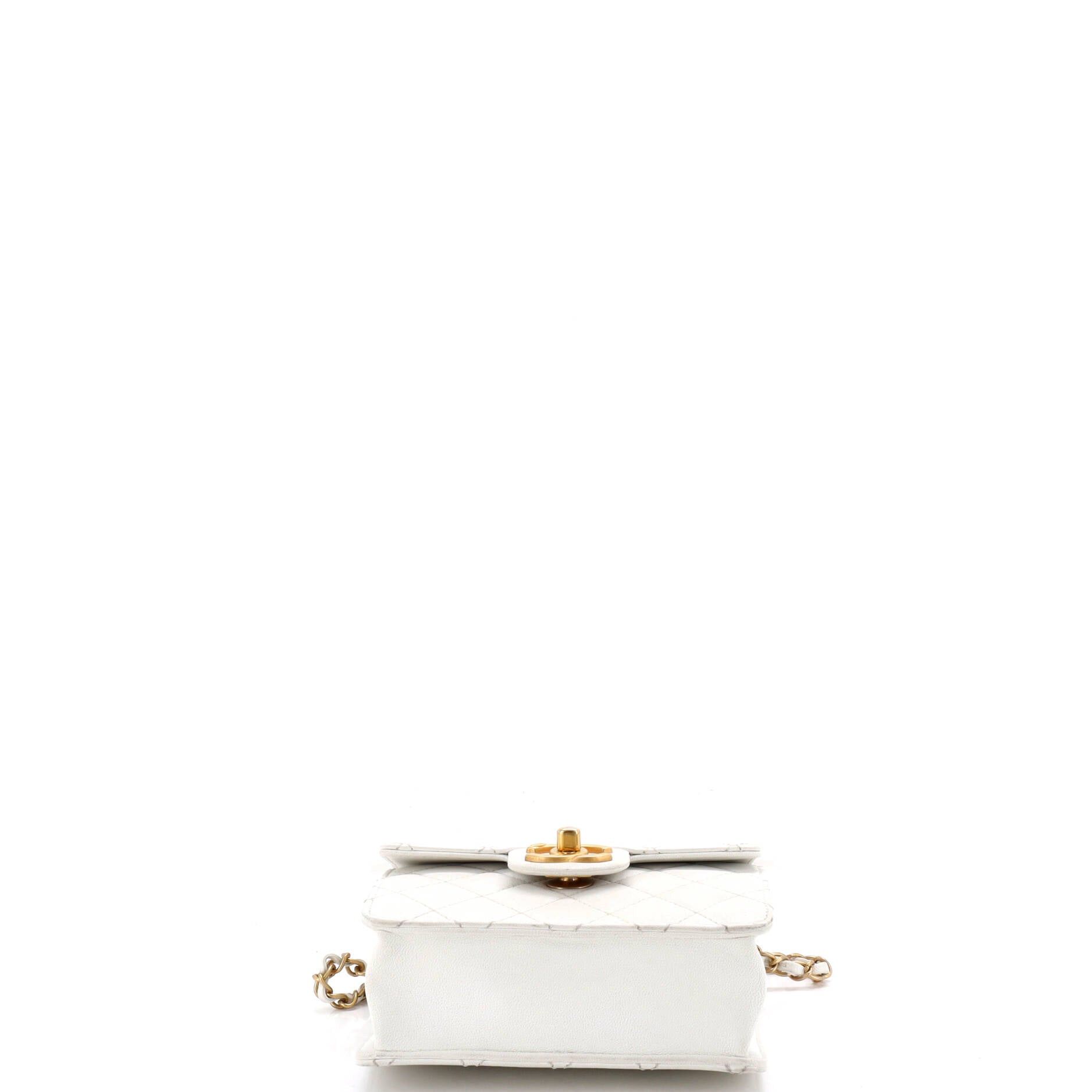 Chanel Chic Pearls Flap Bag Size ONE SIZE - 5 Thumbnail