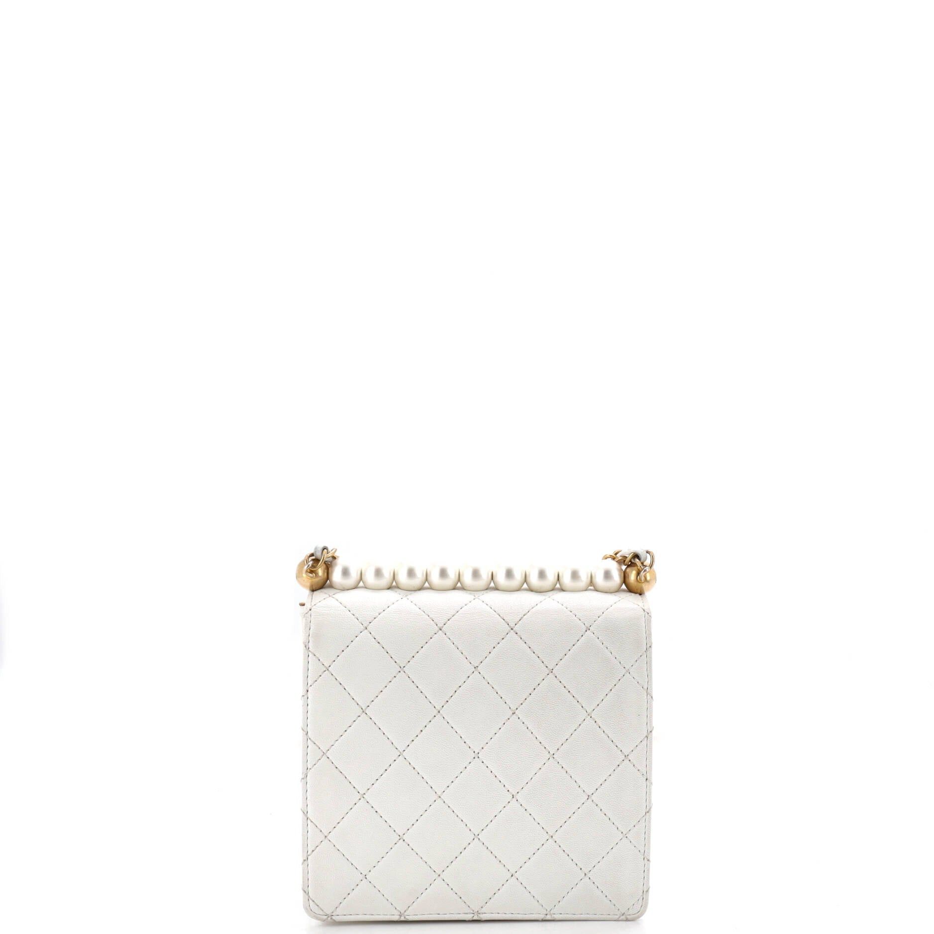 Chanel Chic Pearls Flap Bag Size ONE SIZE - 4 Thumbnail
