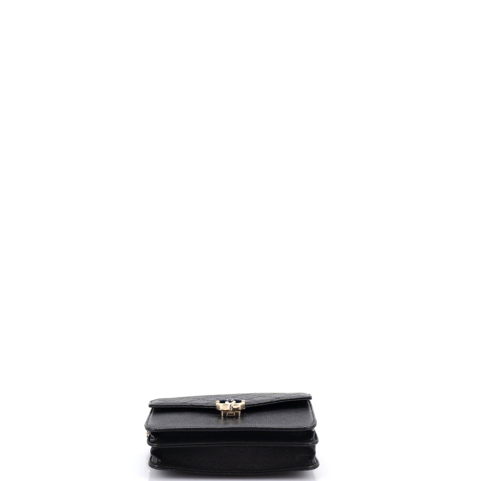 Chanel Thread Around Square Wallet on Chain Size ONE SIZE - 4 Thumbnail