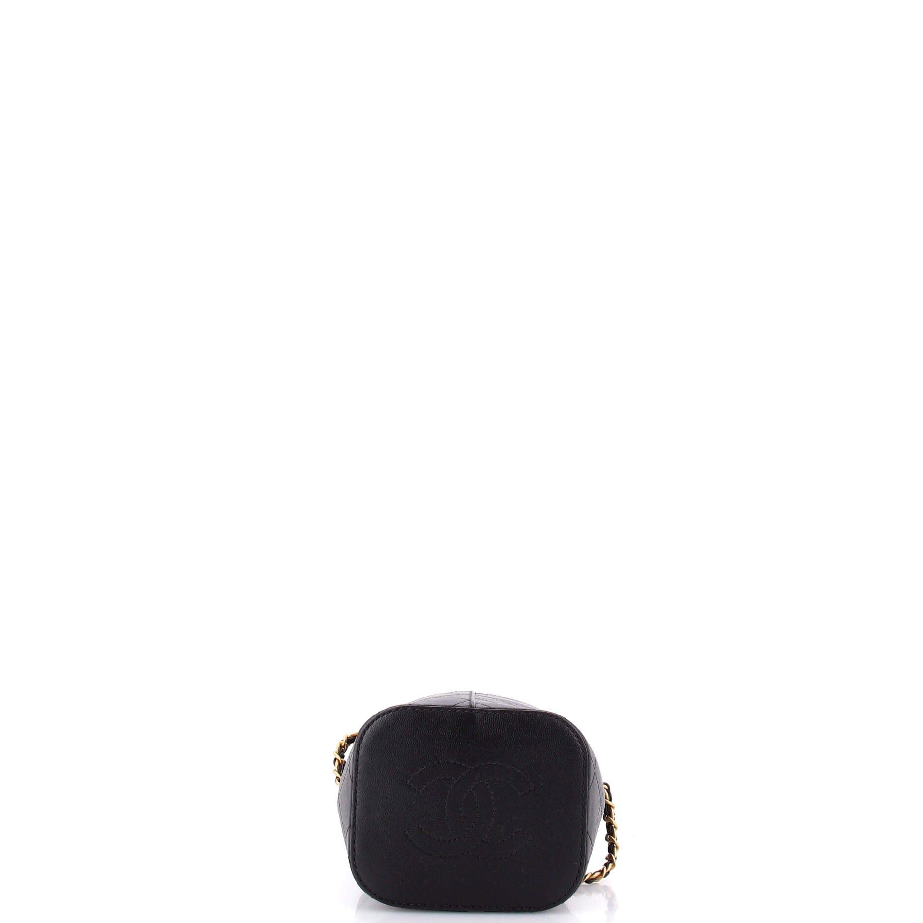 Chanel CC Drawstring Bucket Bag Size ONE SIZE - 4 Thumbnail