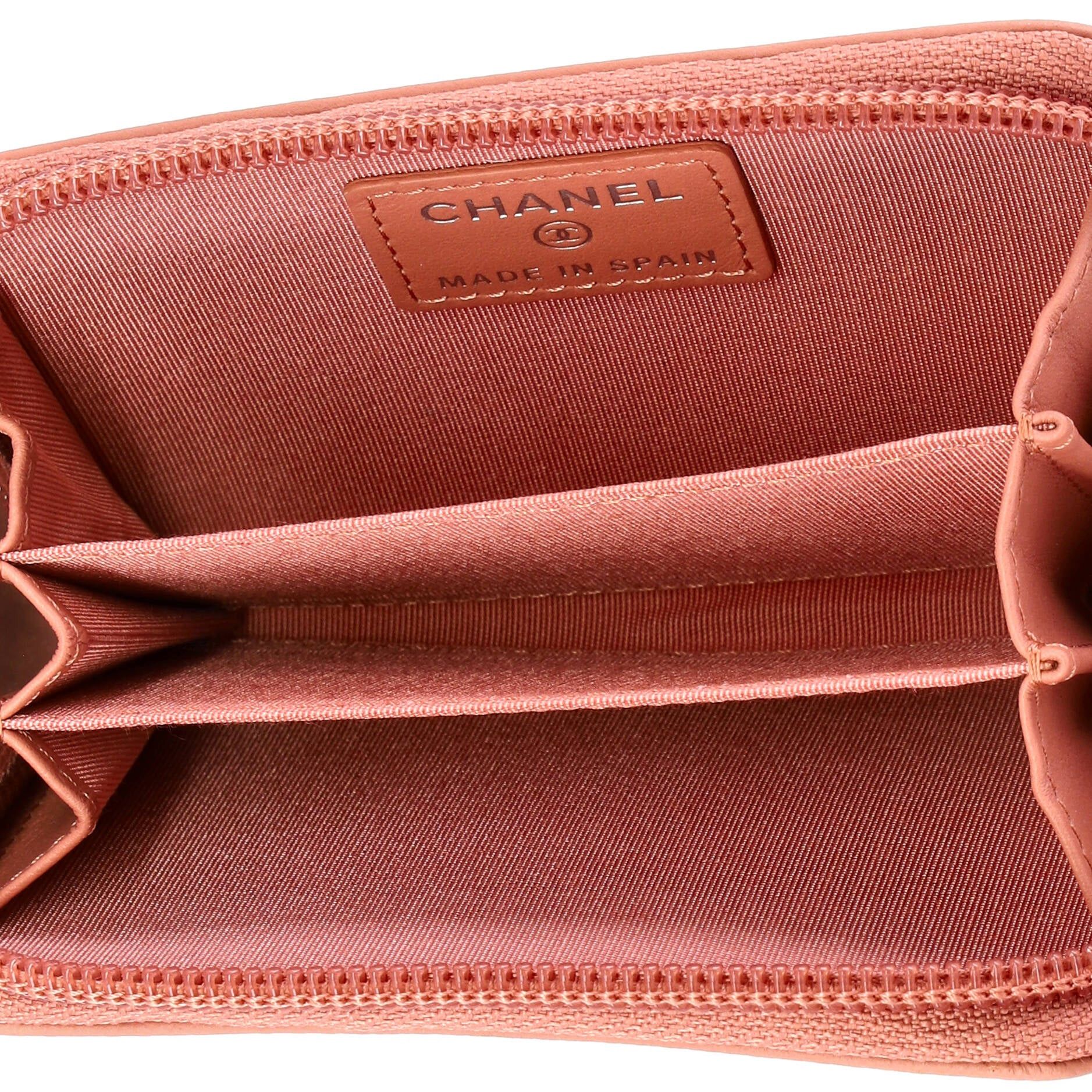 Chanel Timeless Zip Around Coin Purse Size ONE SIZE - 6 Thumbnail