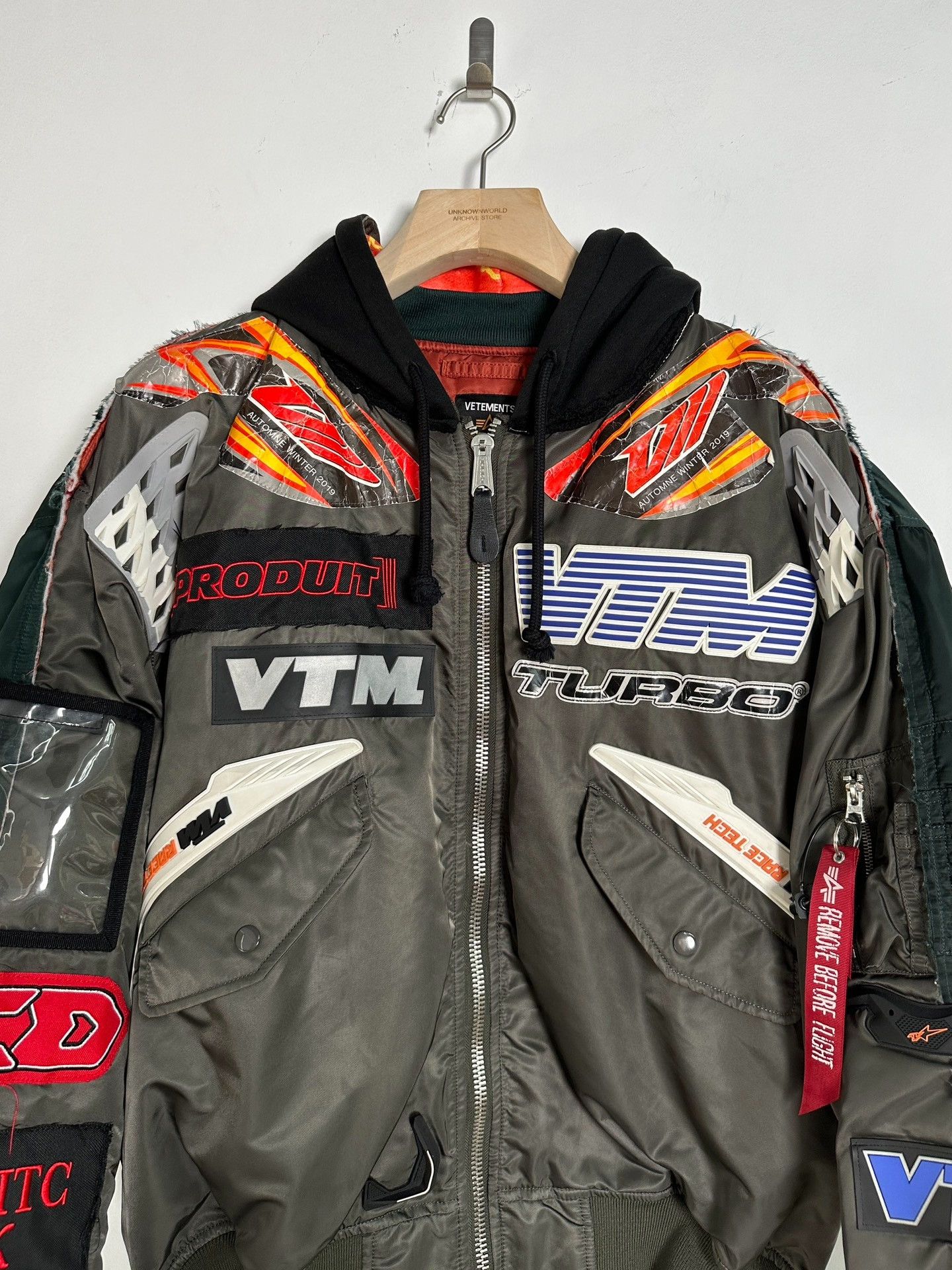Vetements Vetements X Alpha AW18 Racing Bomber Jacket Size US S / EU 44-46 / 1 - 2 Thumbnail
