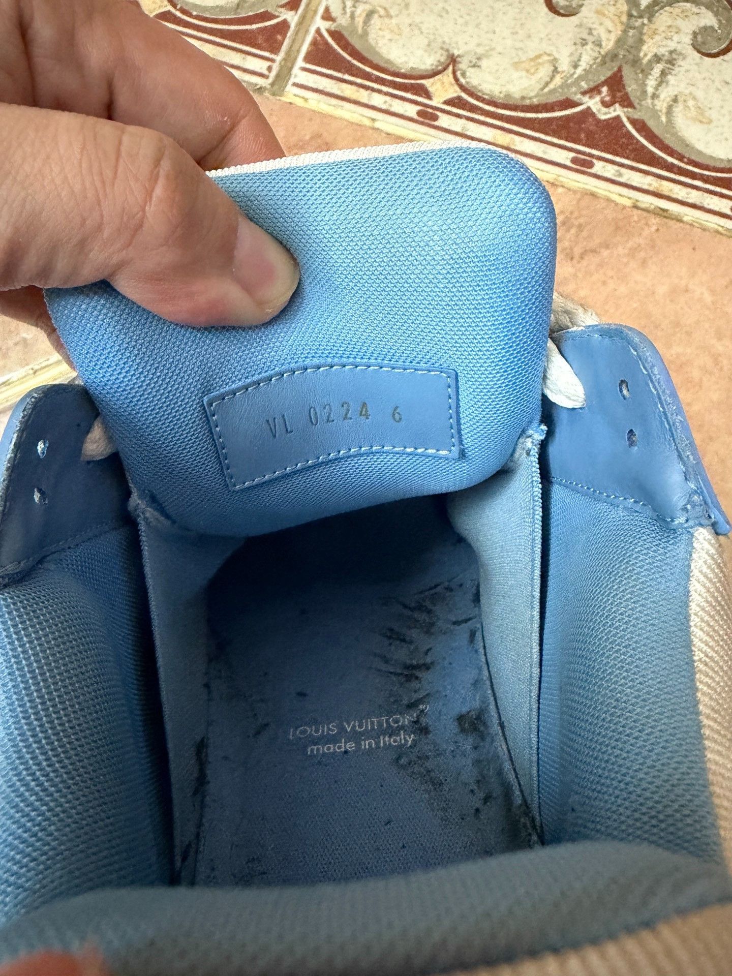 Louis Vuitton LV Trainer Maxi White Blue Sneakers Size US 9 / EU 42 - 4 Thumbnail
