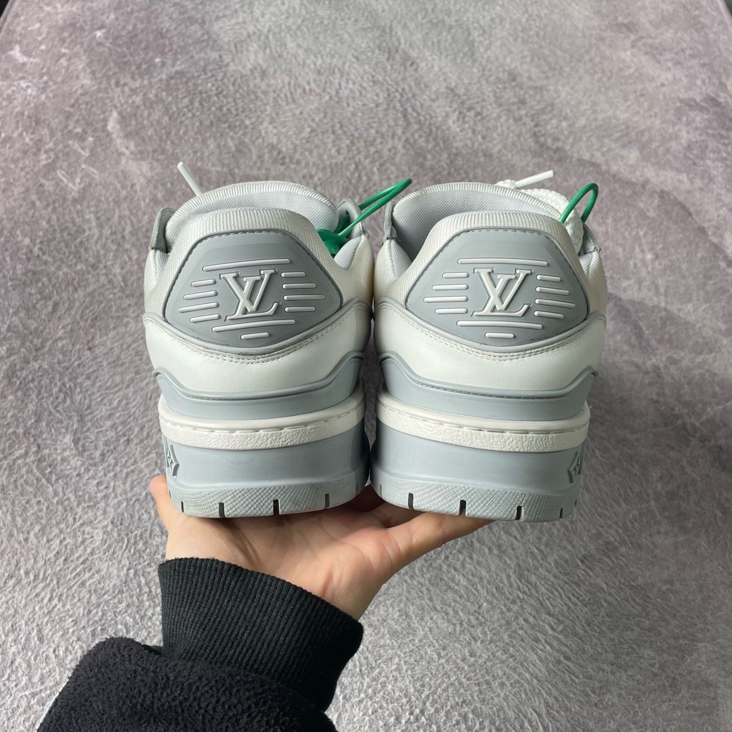 Louis Vuitton LV Trainer Maxi White Gray 41 Size US 8 / EU 41 - 3 Thumbnail