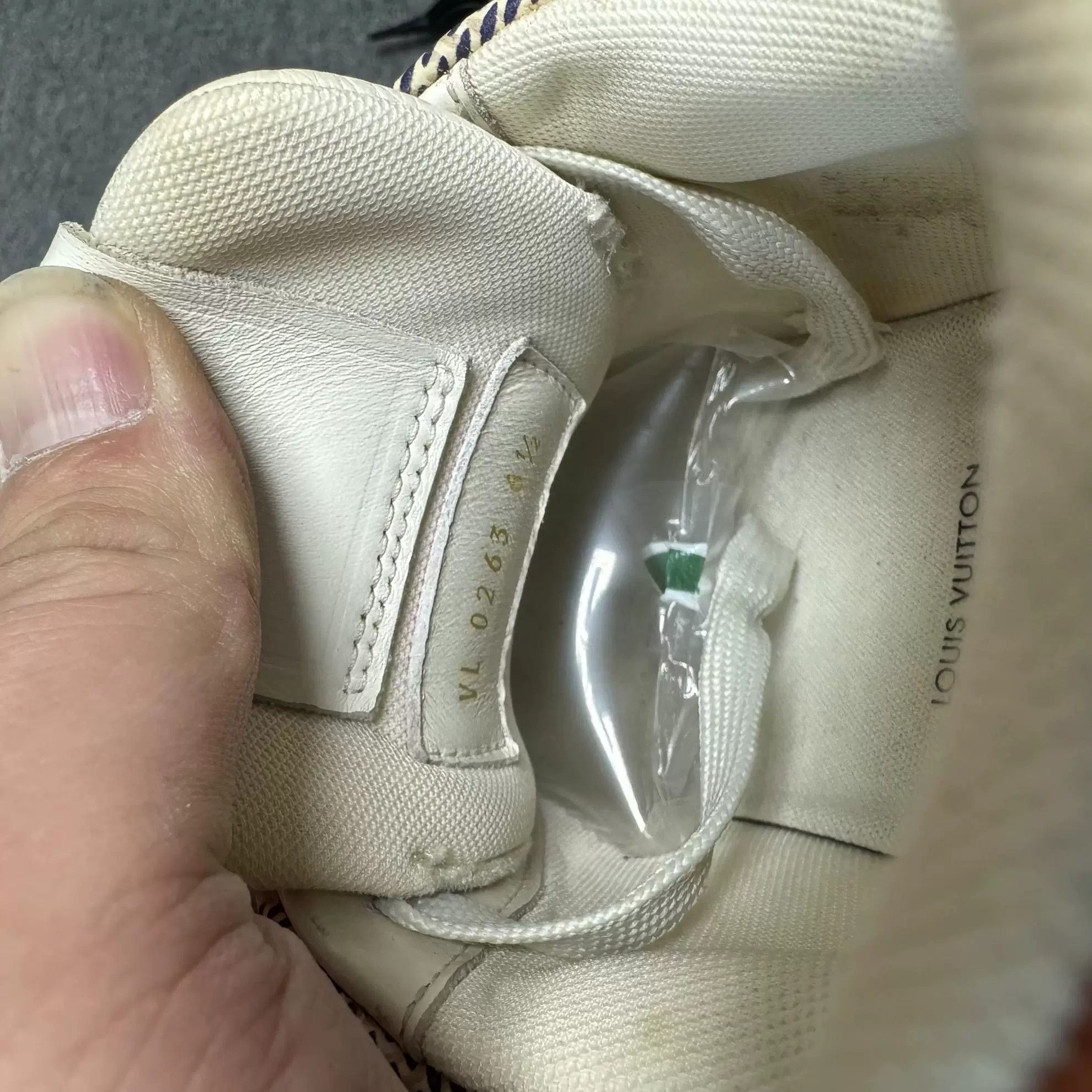 Louis Vuitton Louis Vuitton Trainer Low-Top Orange Sneakers Size US 7.5 / EU 40-41 - 7 Thumbnail
