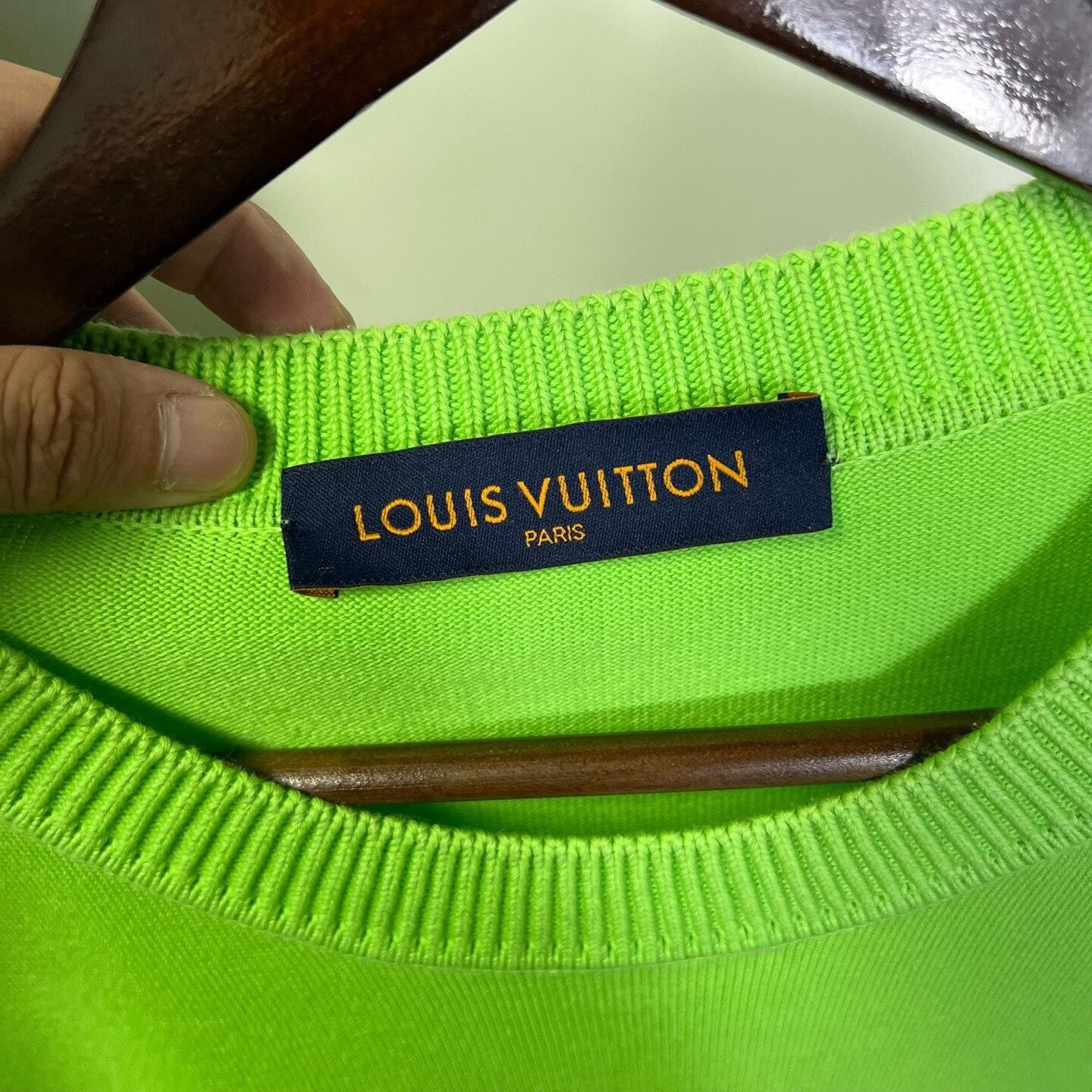Louis Vuitton Louis Vuitton Green Knitted Short-Sleeve Top Size US XL / EU 56 / 4 - 3 Thumbnail