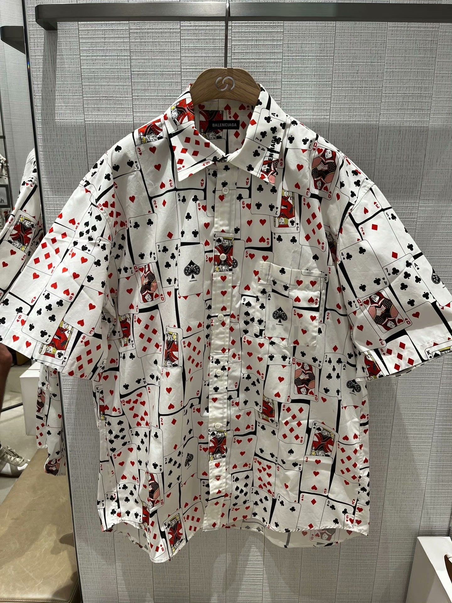 Balenciaga Balenciaga Poker Short-Sleeve Shirt Size US XXS / EU 40 - 3 Thumbnail