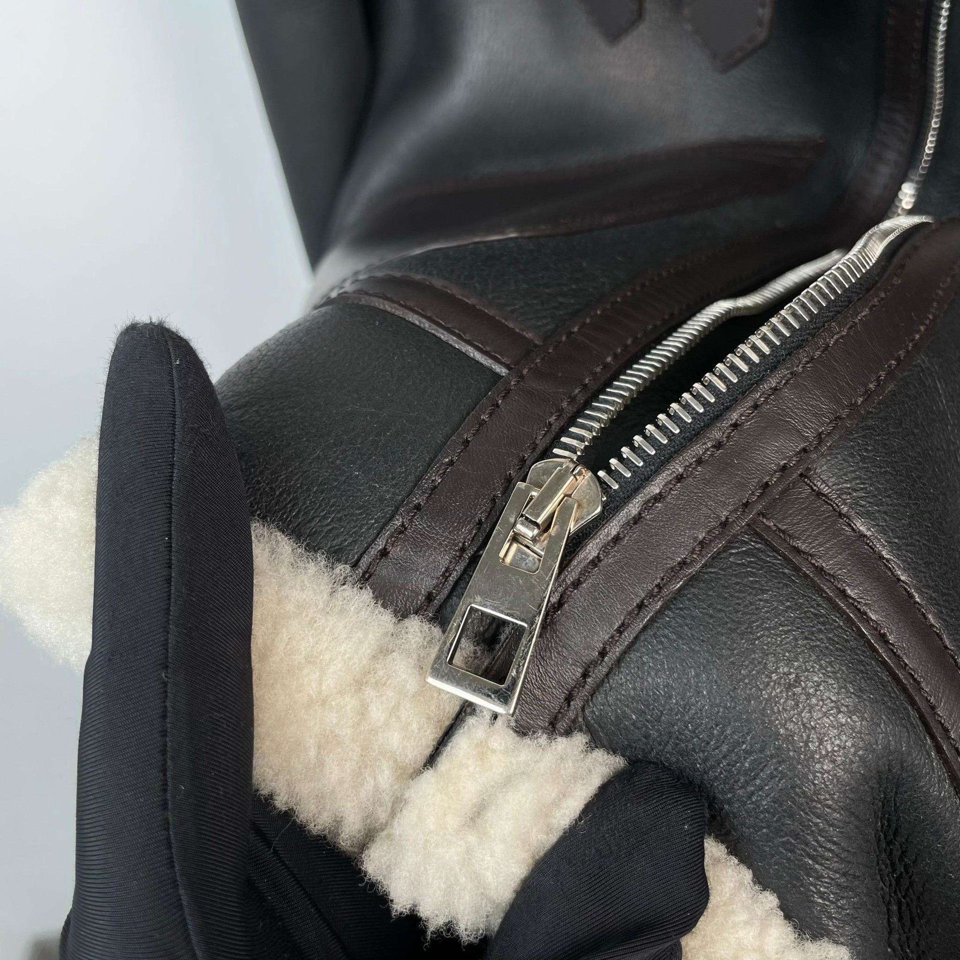 Loewe Loewe Black Leather Jacket with Fur Collar Size US S / EU 44-46 / 1 - 4 Thumbnail