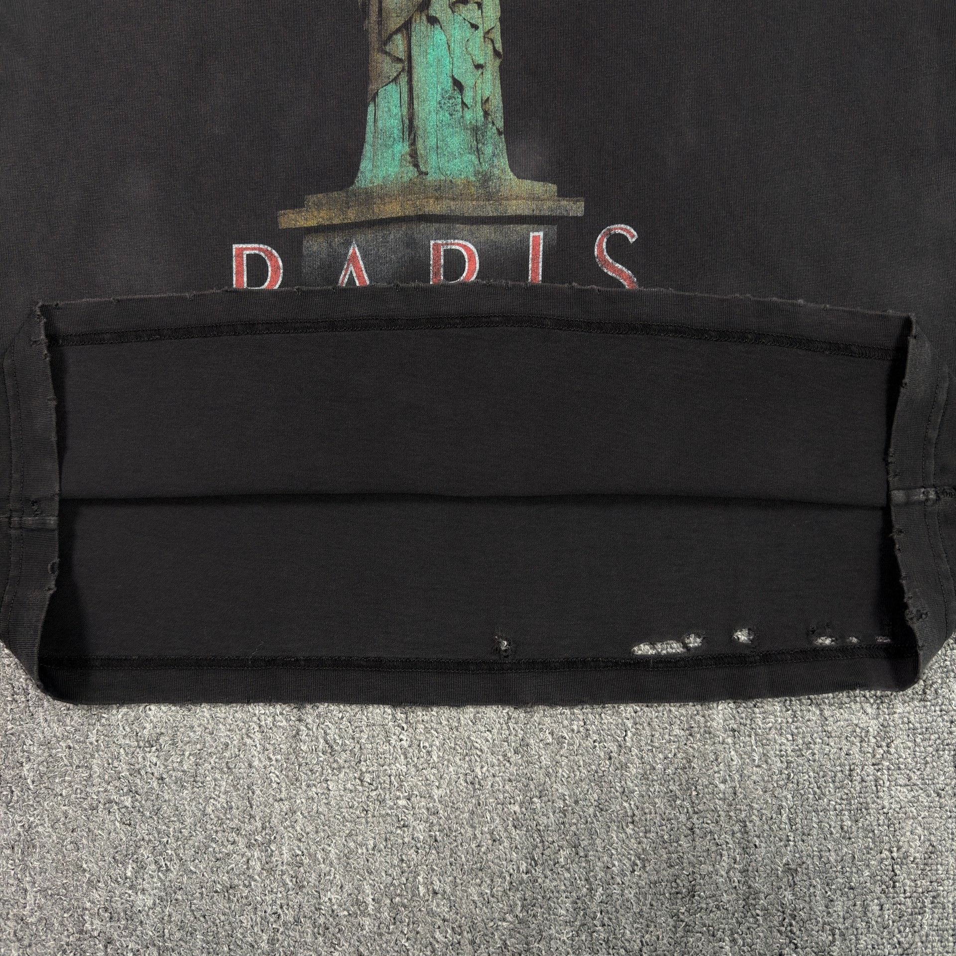 Balenciaga Balenciaga Statue of Liberty Black Tee Size US M / EU 48-50 / 2 - 5 Thumbnail