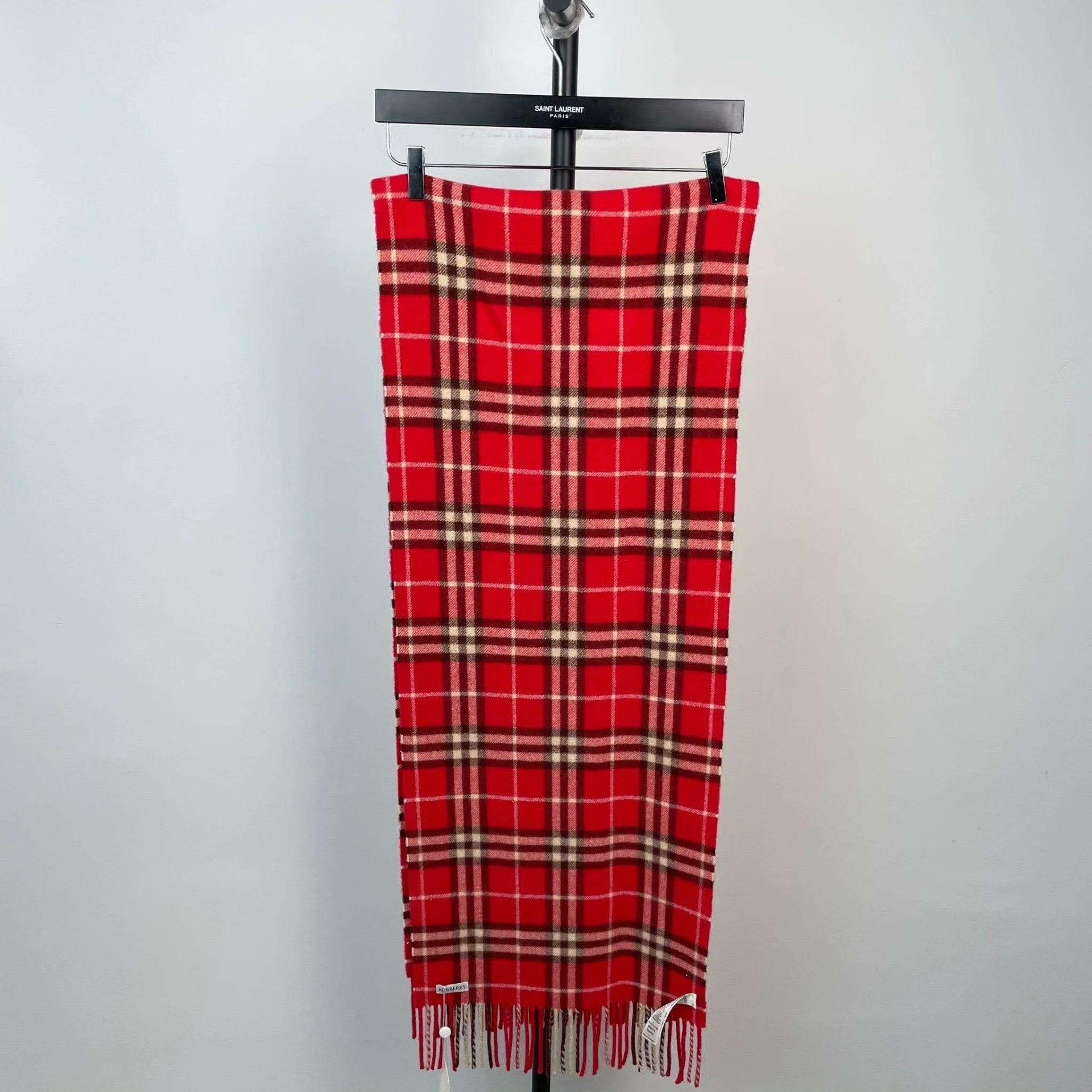 Burberry Burberry Red Plaid Cashmere Scarf Size ONE SIZE - 2 Thumbnail